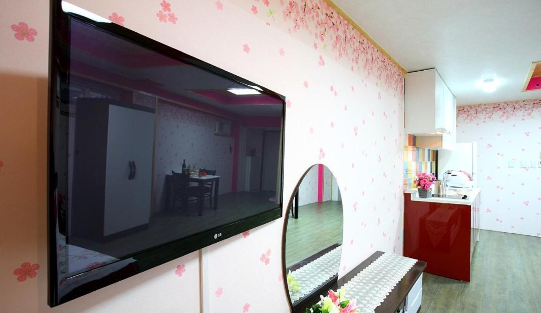 Double Room 4 photo 2