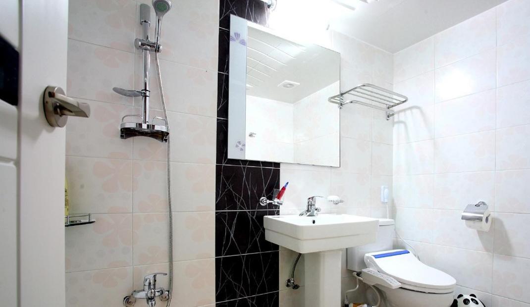 Double Room 4 photo 3