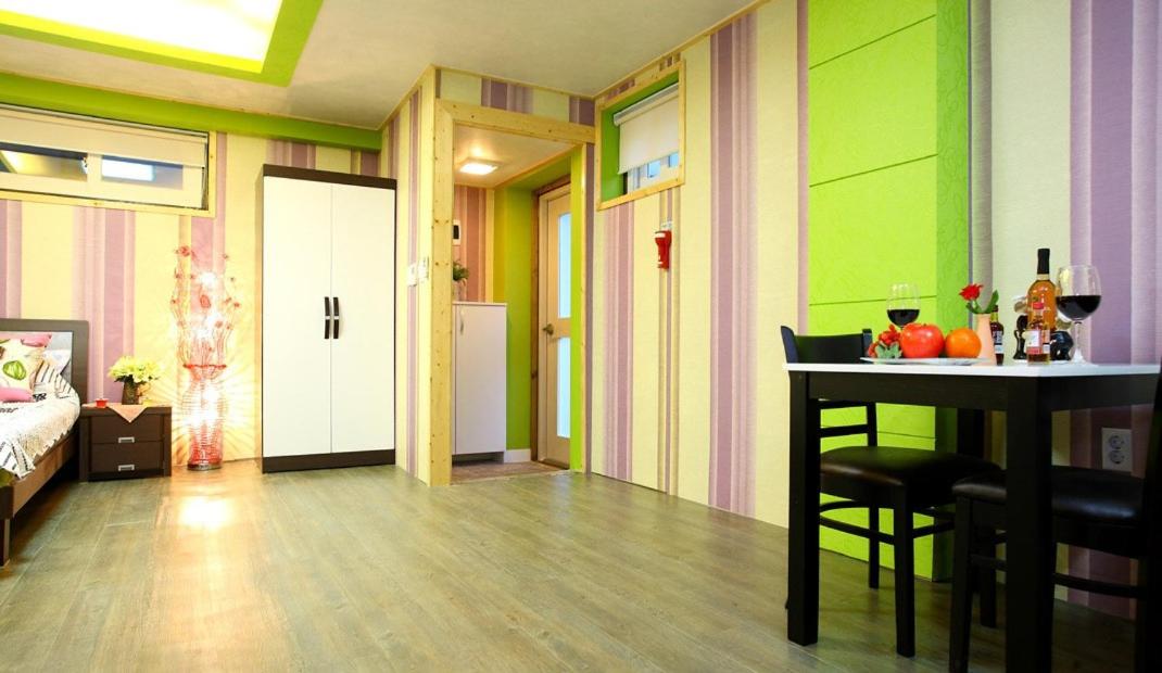 Double Room 3 photo 2