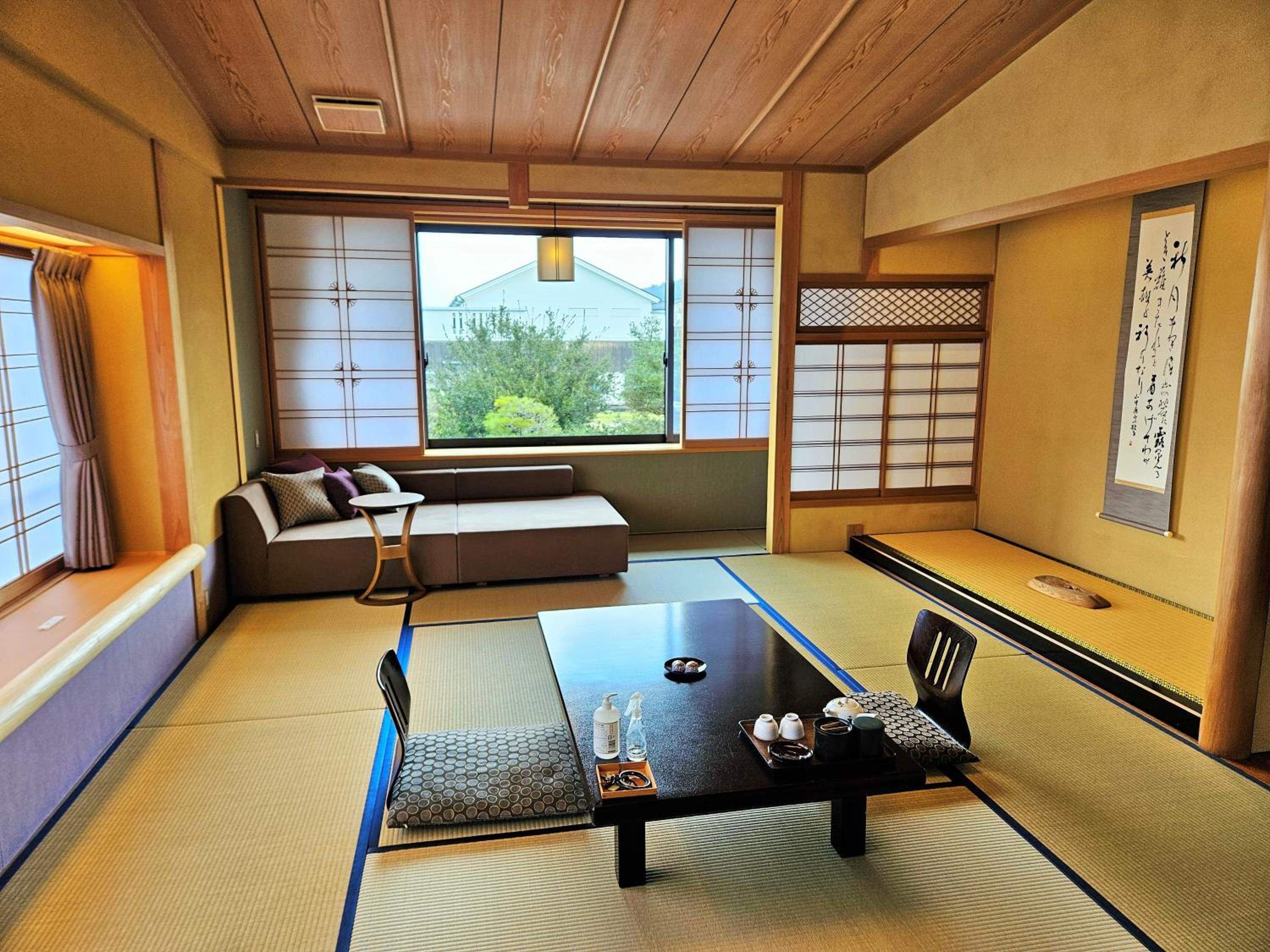 Japanese-Style Room with Shared Bathroom - 2nd floor "Morinoyakata"