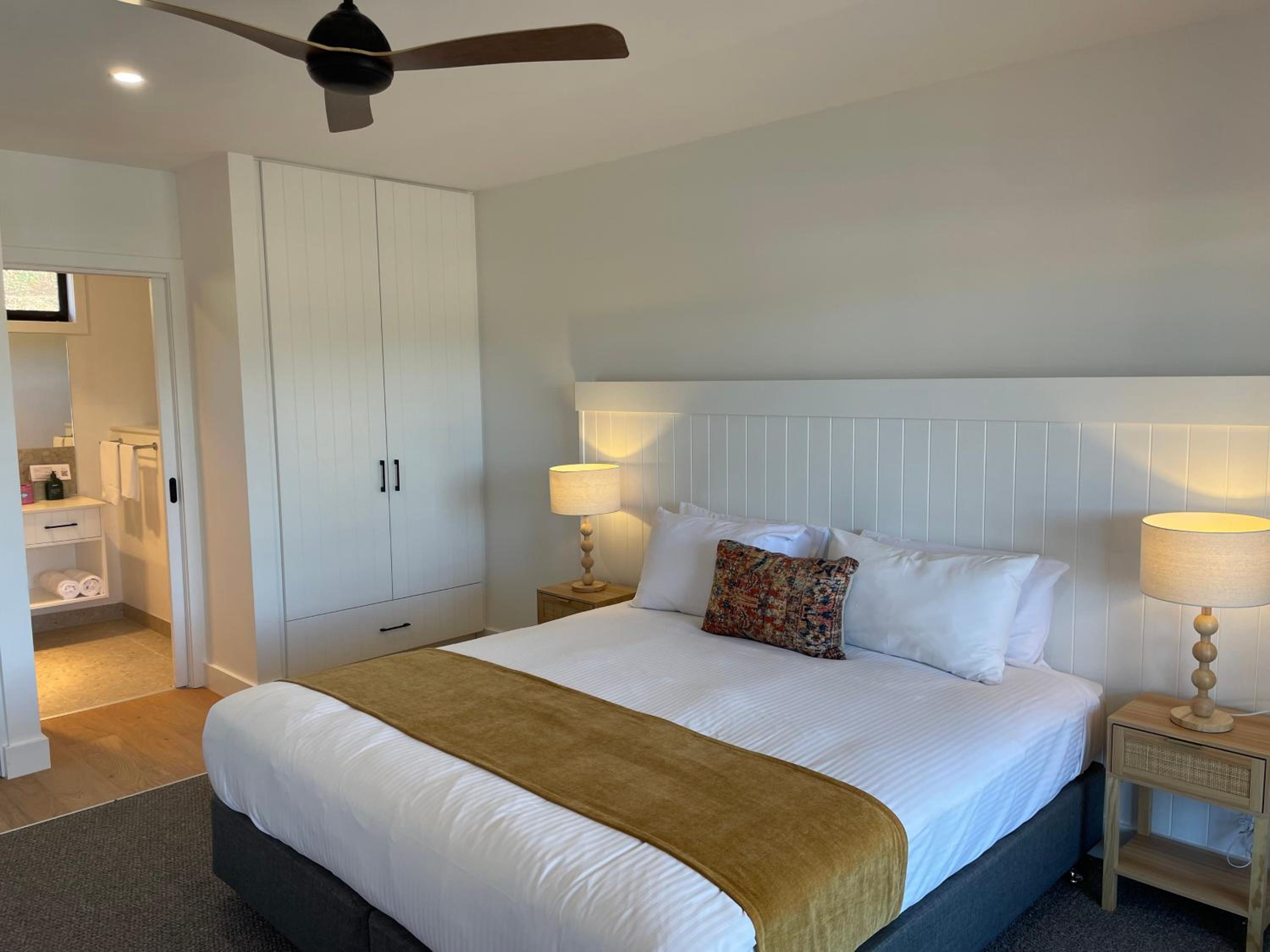 Superior King Room photo 1