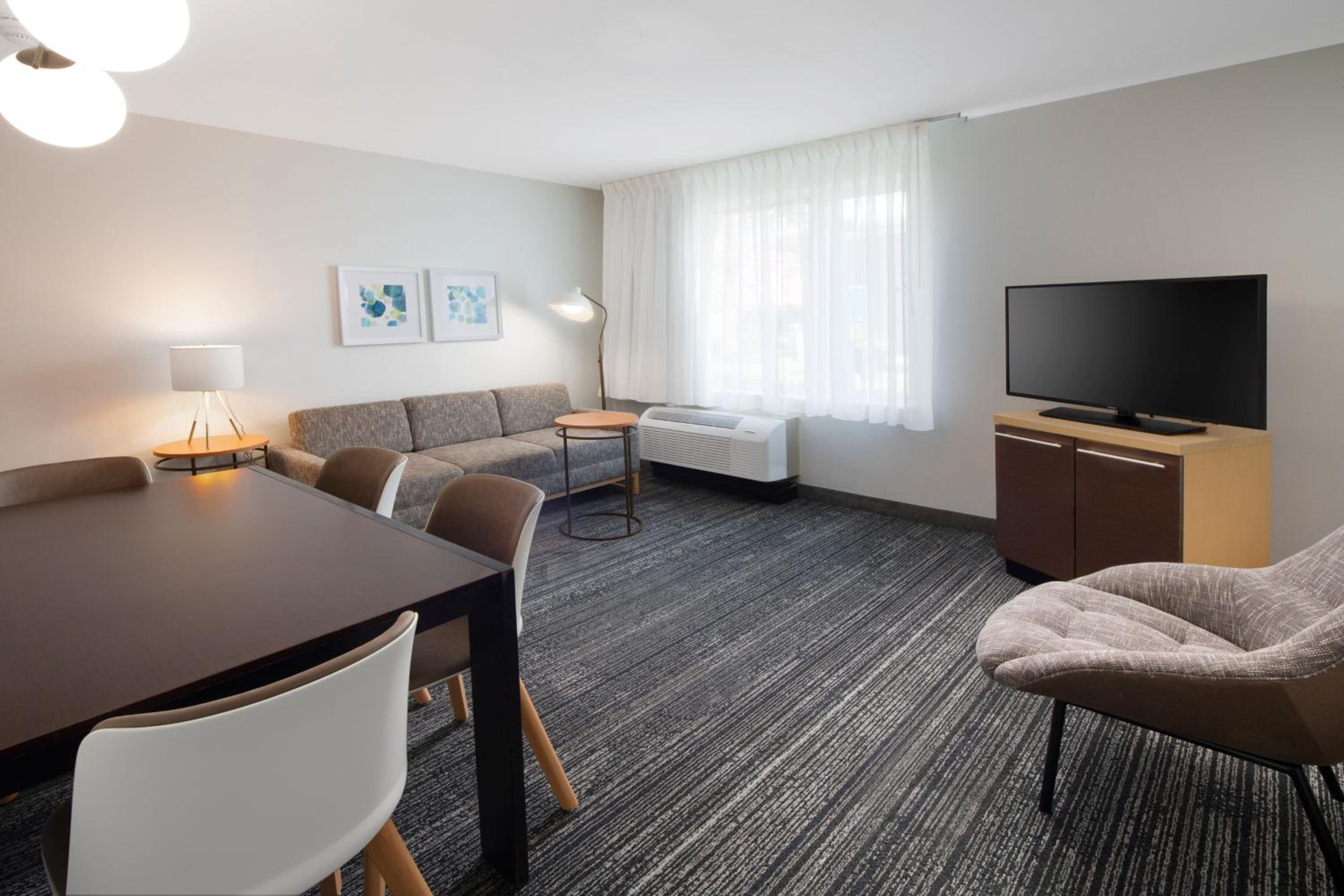 Accessible One Bathroom, 2 Bedroom Suite photo 1