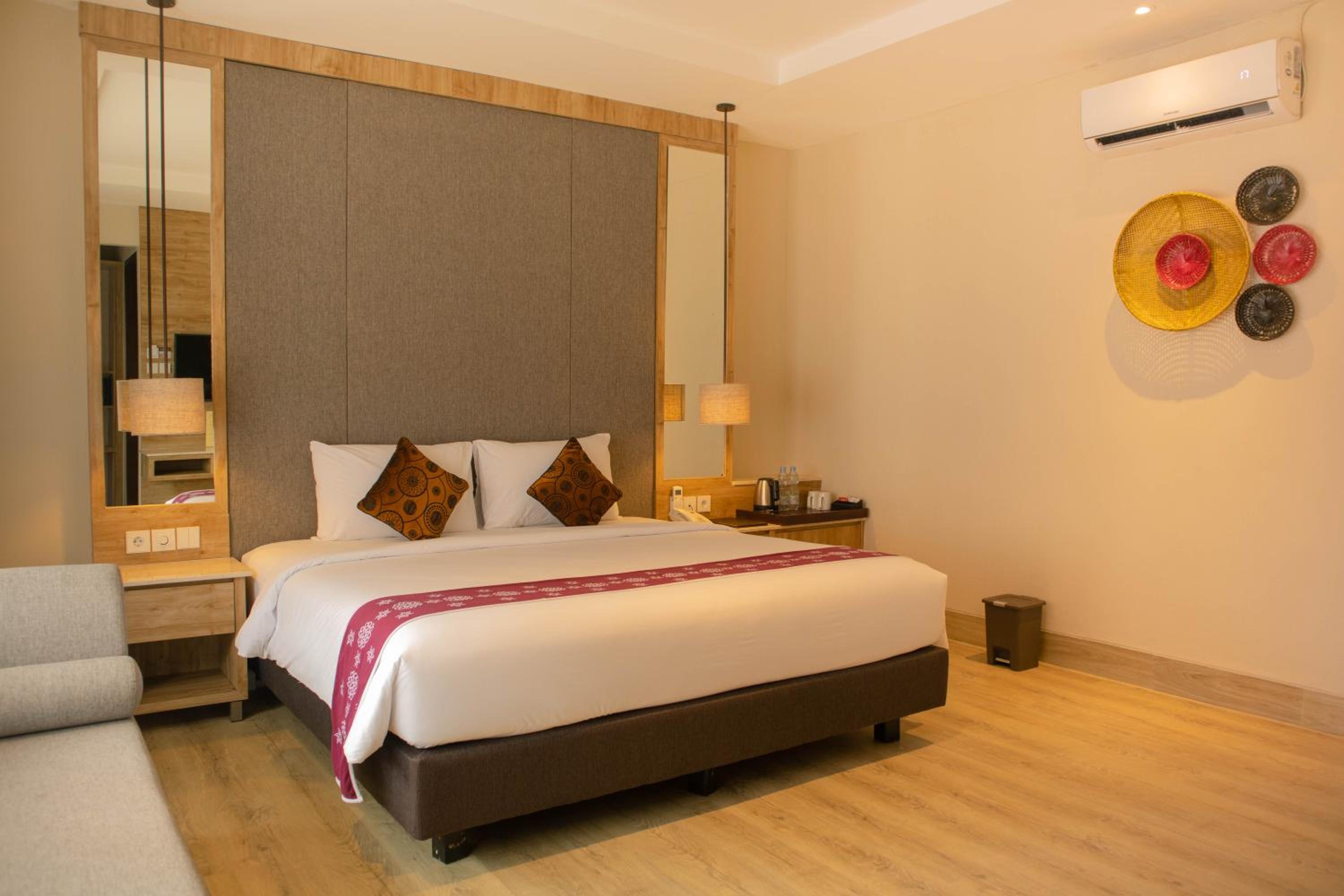 Double or Twin Room - Photo 4
