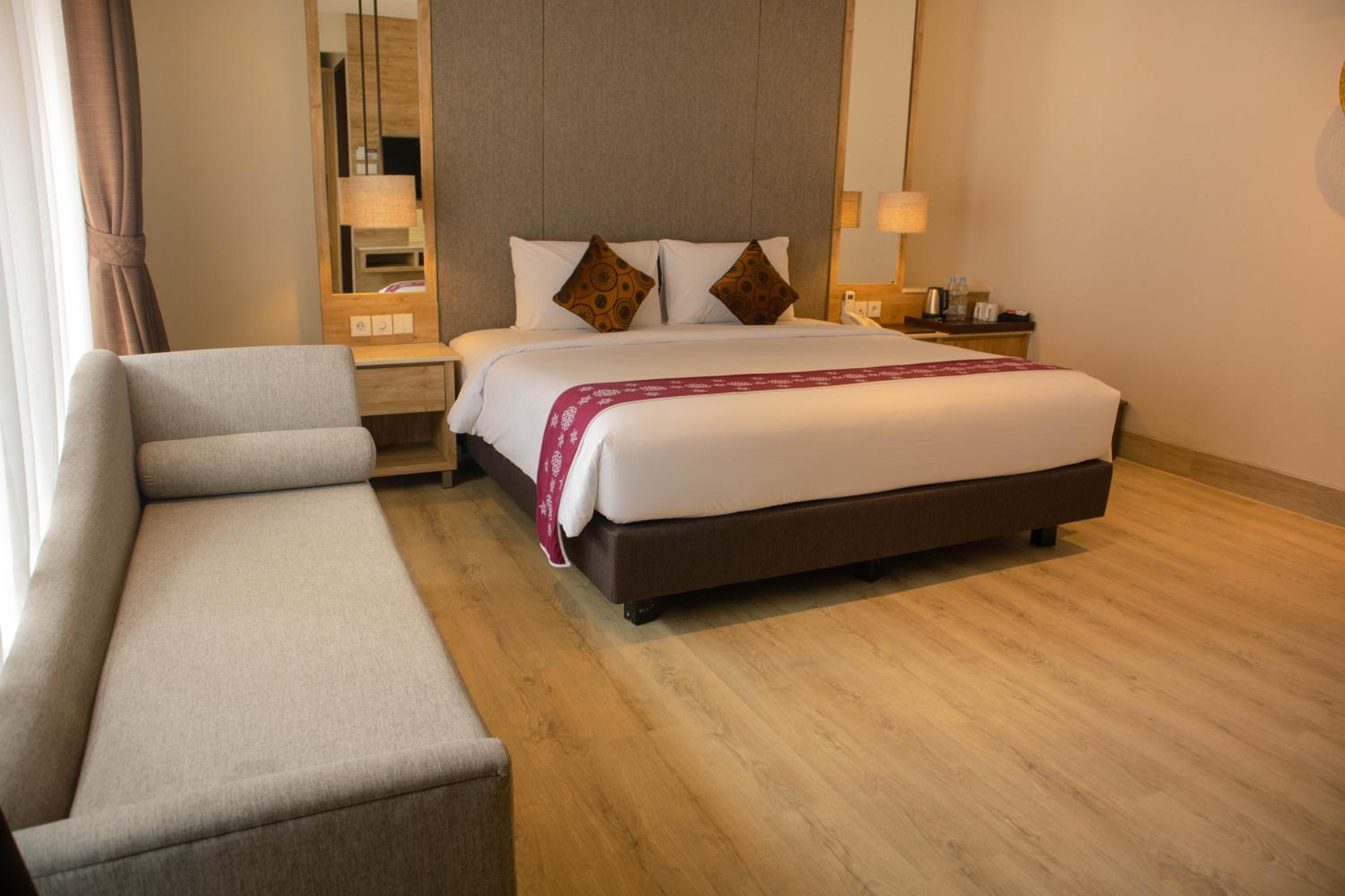 Double or Twin Room - Photo 5