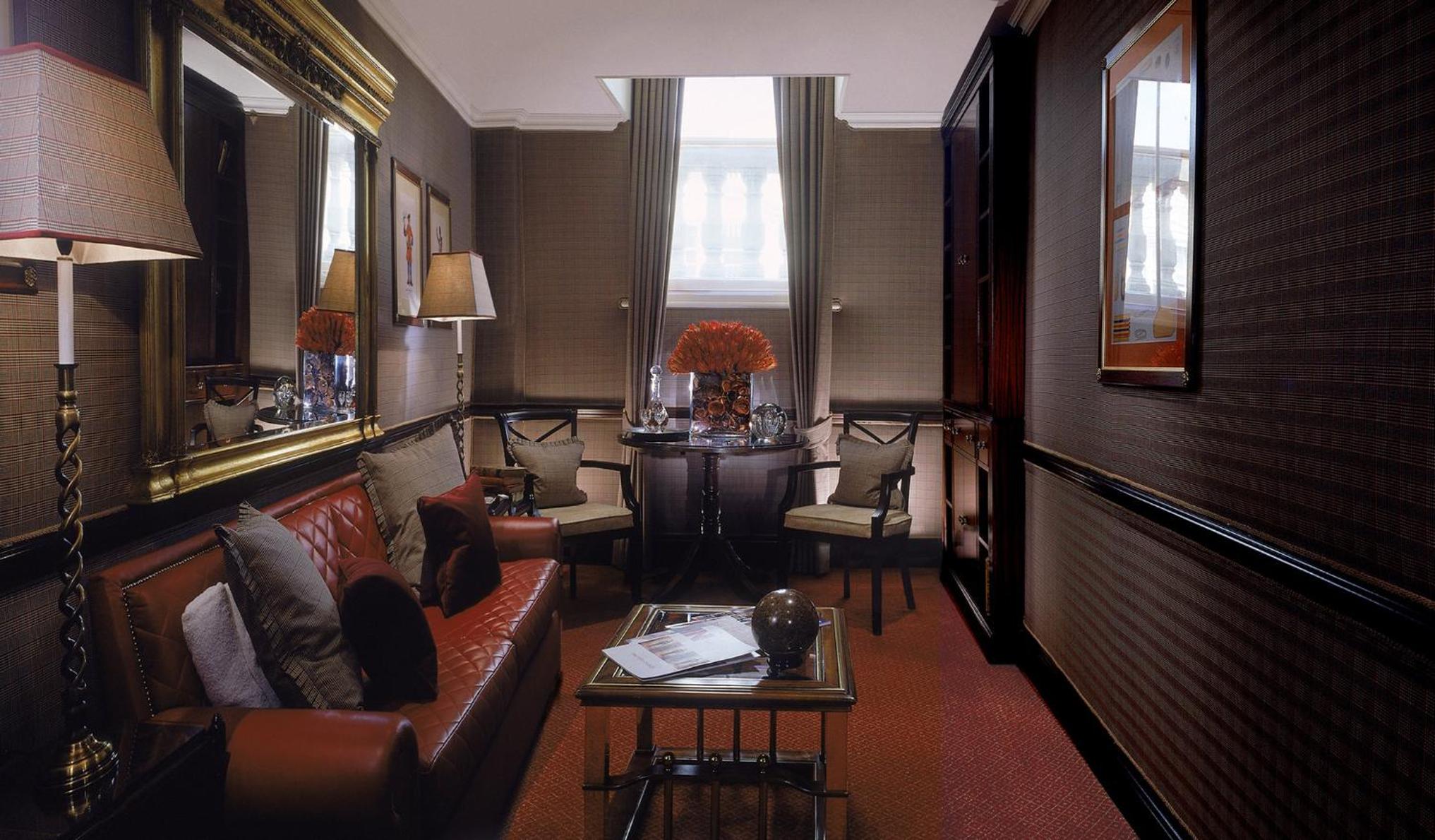 Executive Suite photo 2
