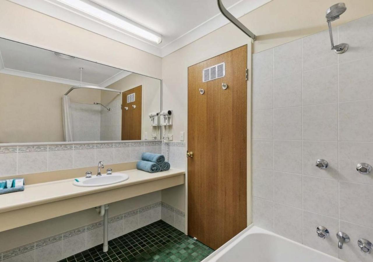 Deluxe Twin Room - Photo 2