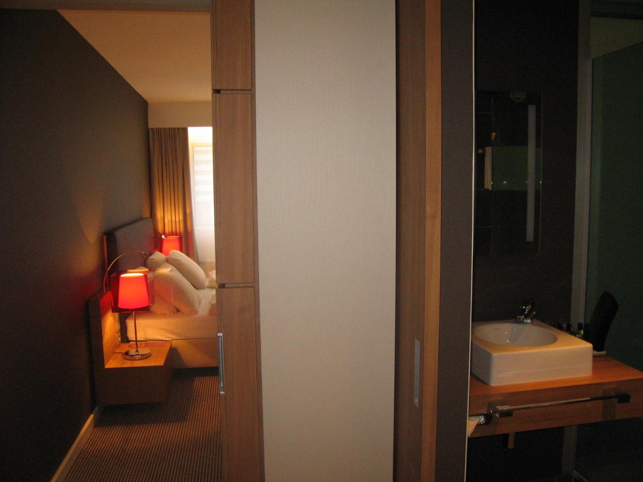 TRIBE Essential Double Room - Photo 5
