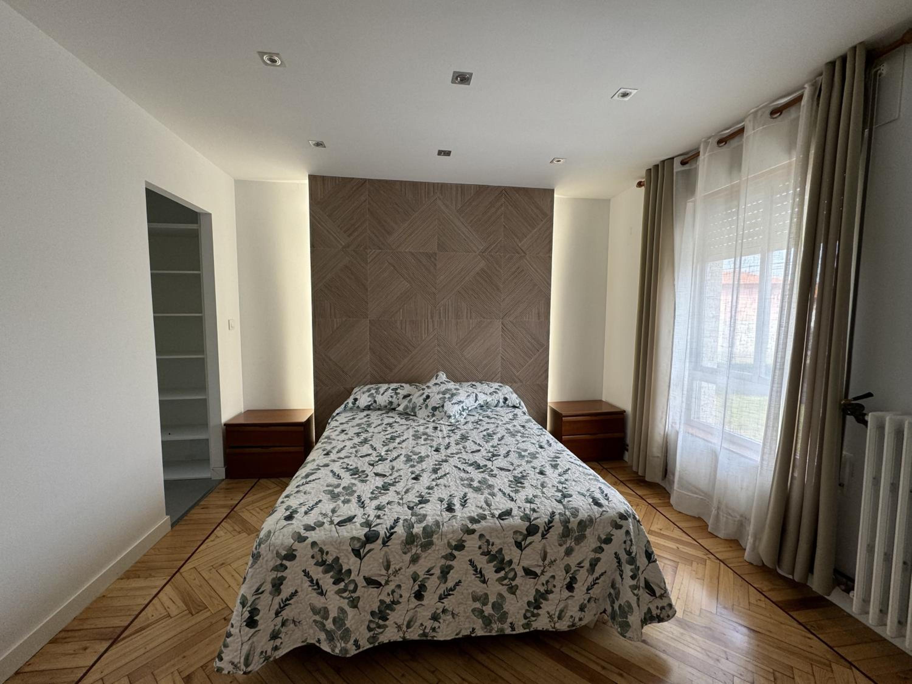 Casa de cuatro habitaciones