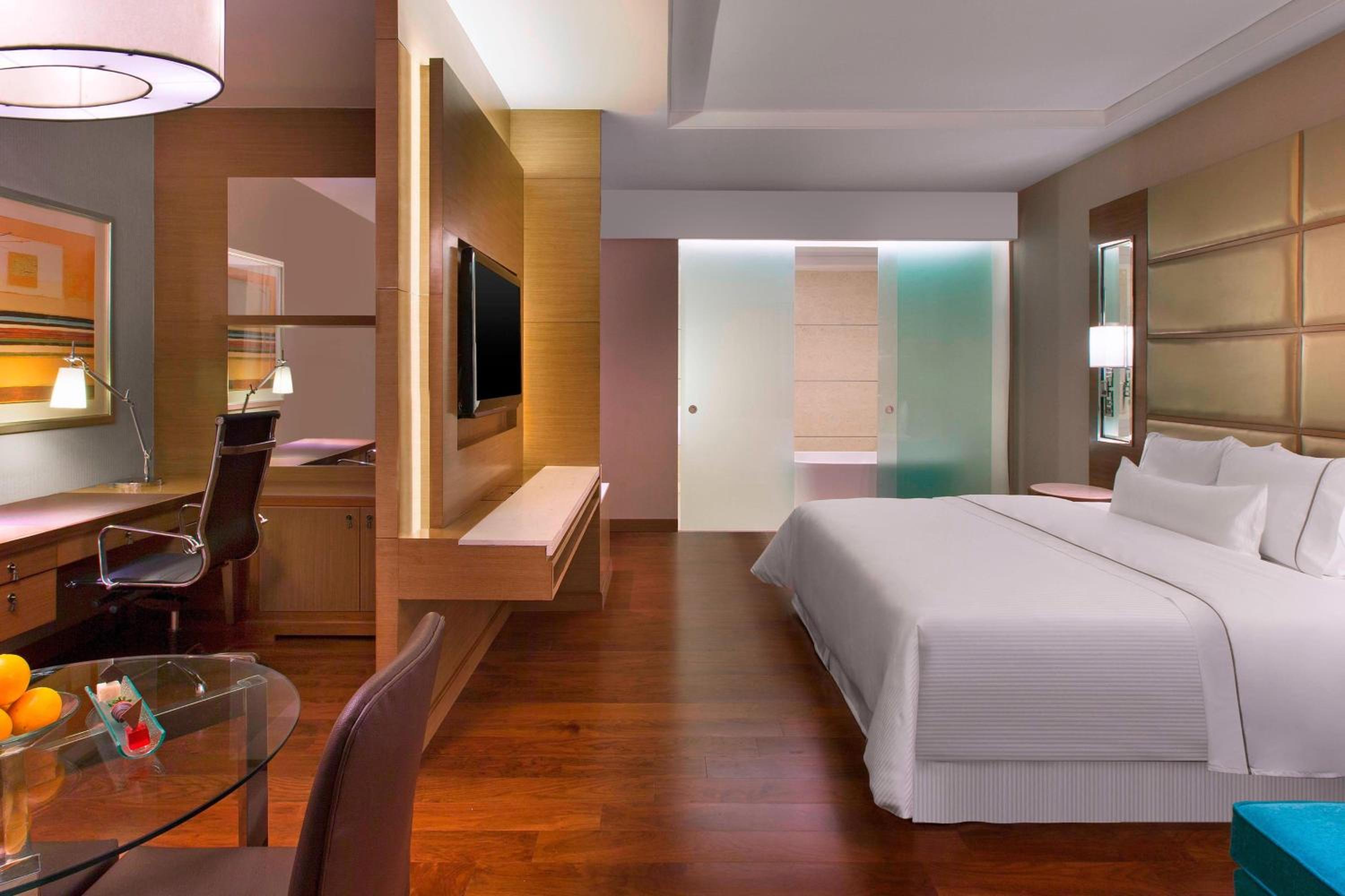 Studio Suite with Executive Lounge Access photo 3