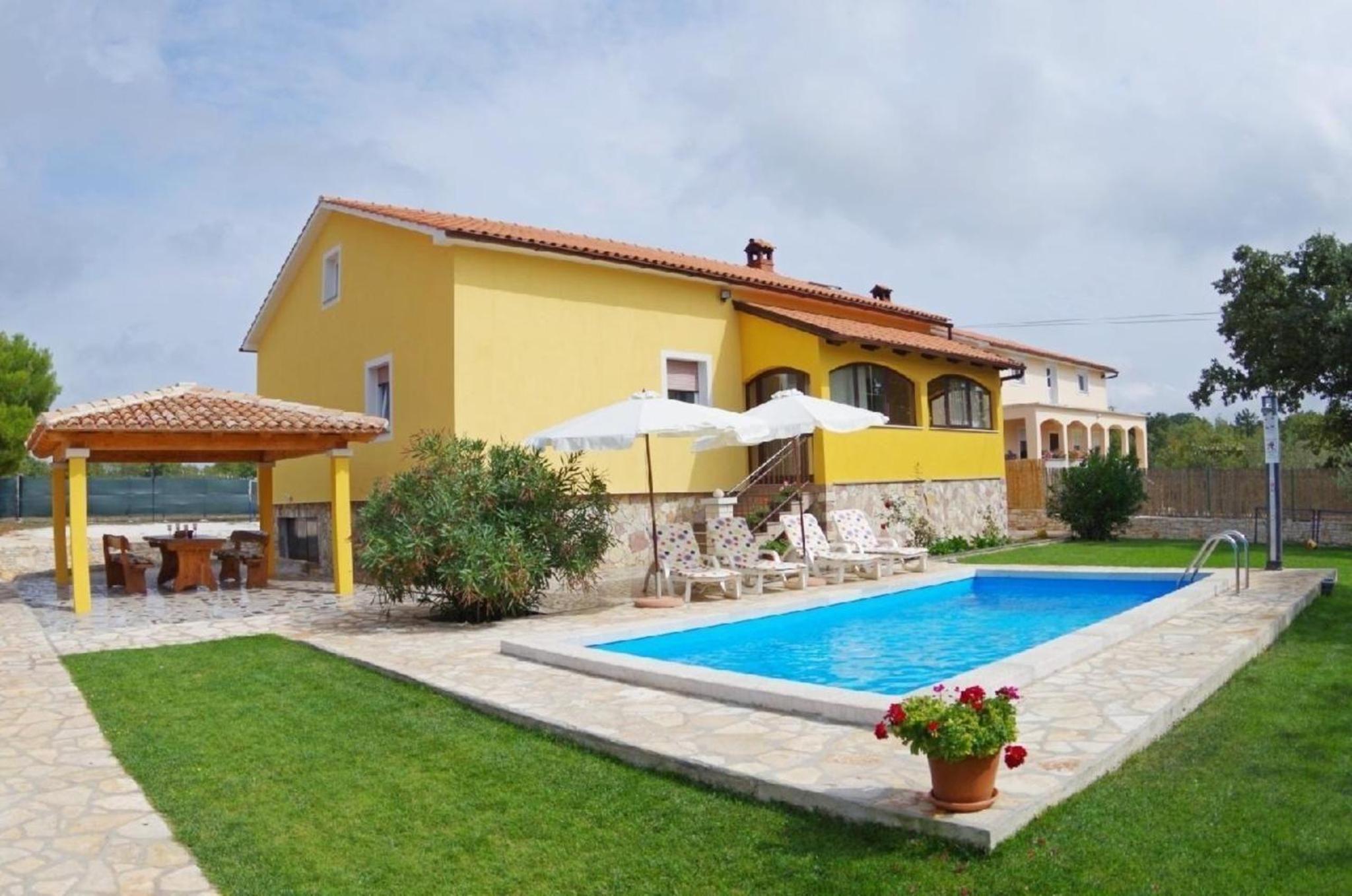 Holiday Home photo 2