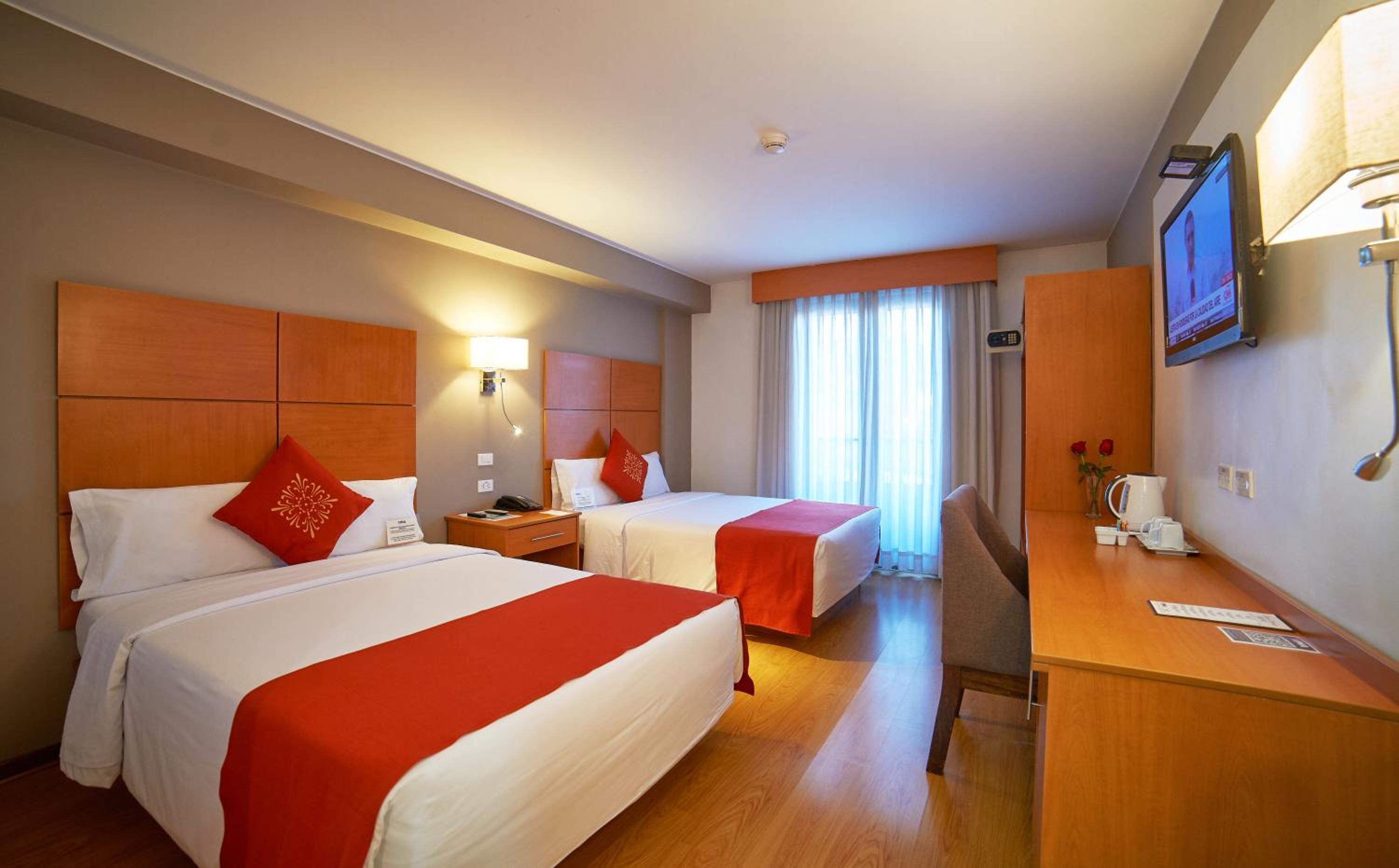 Standard Twin Room with Two Double Bed