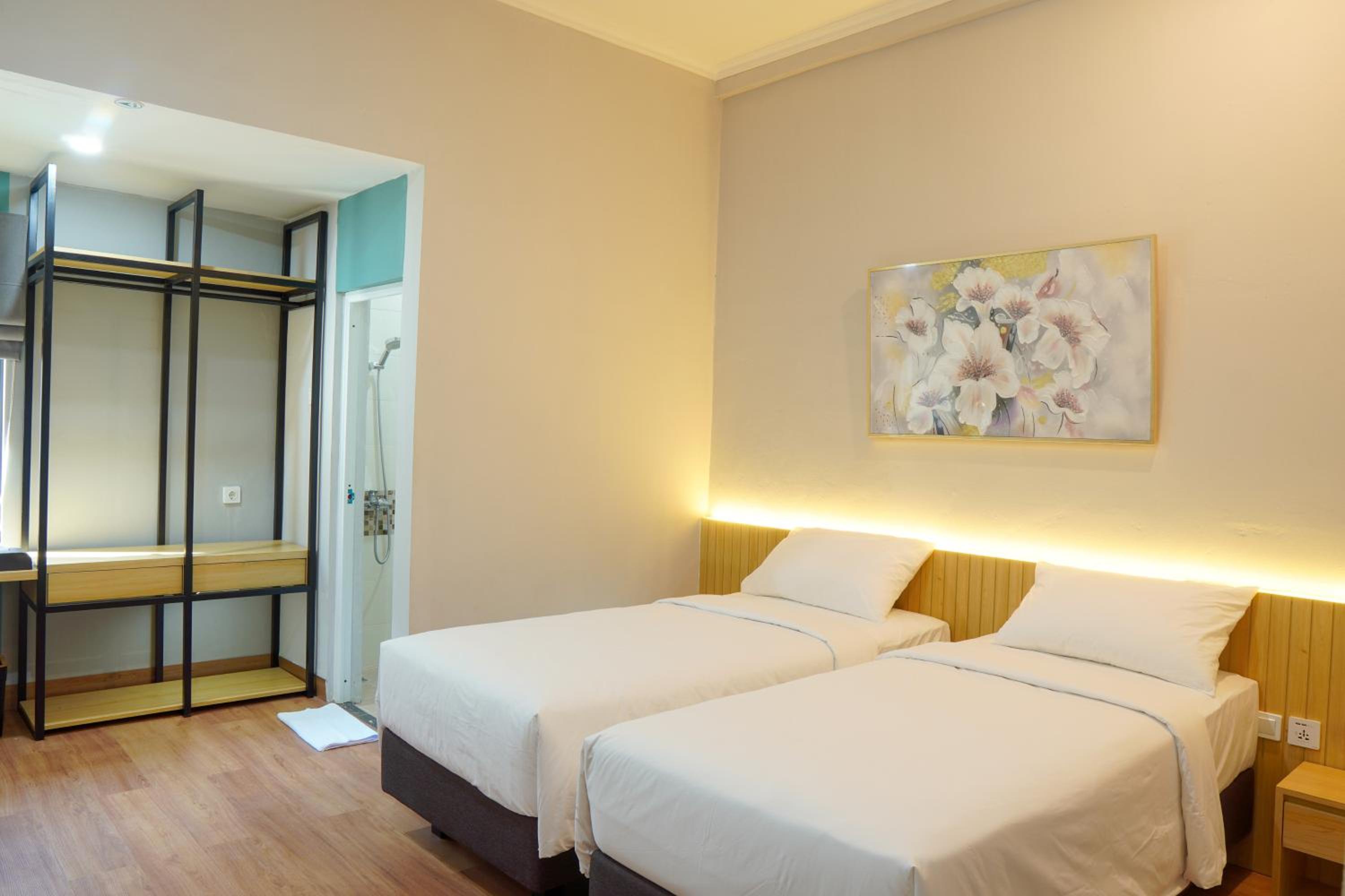 Double Room - Photo 5