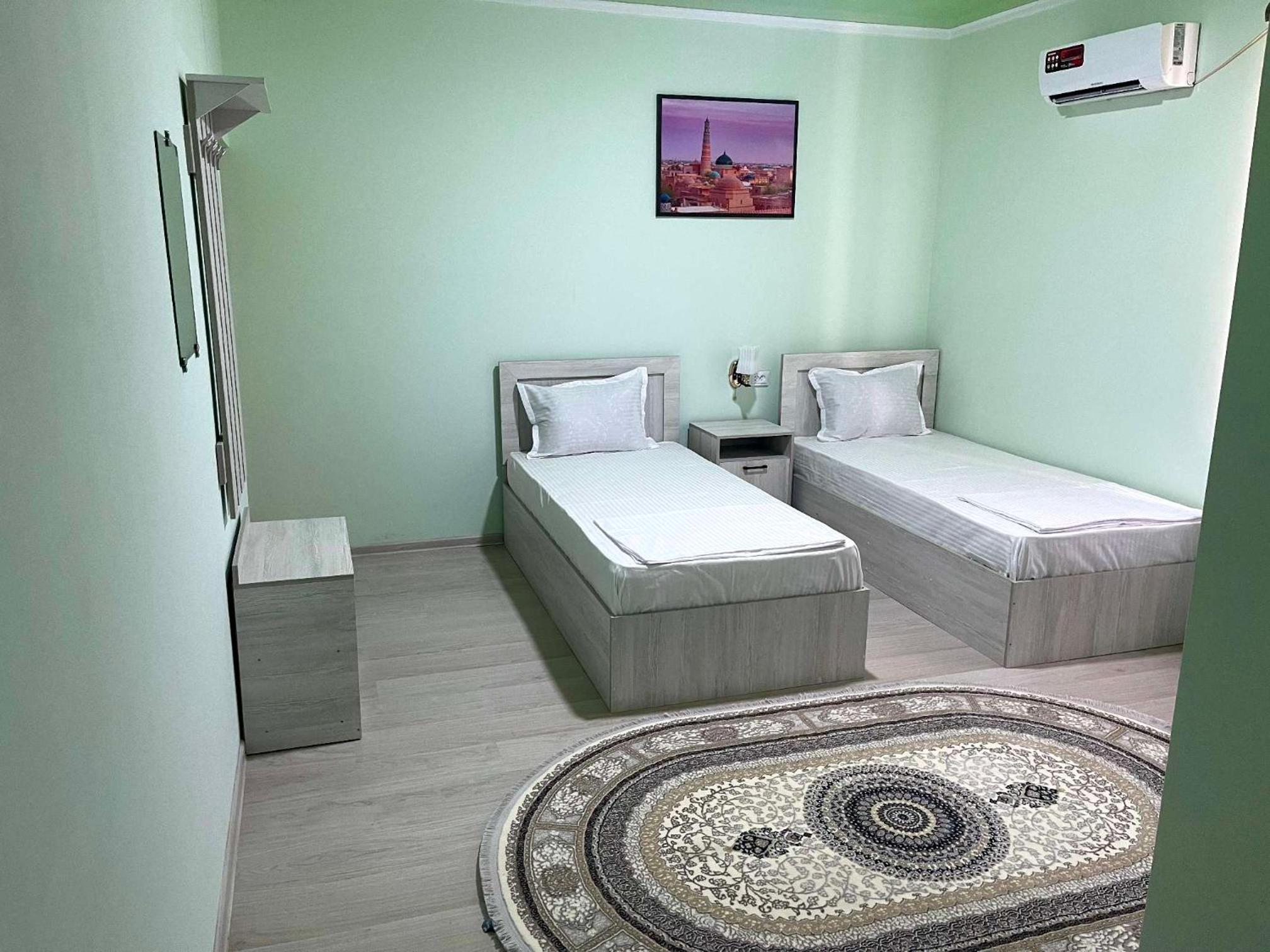 Standard Twin Room