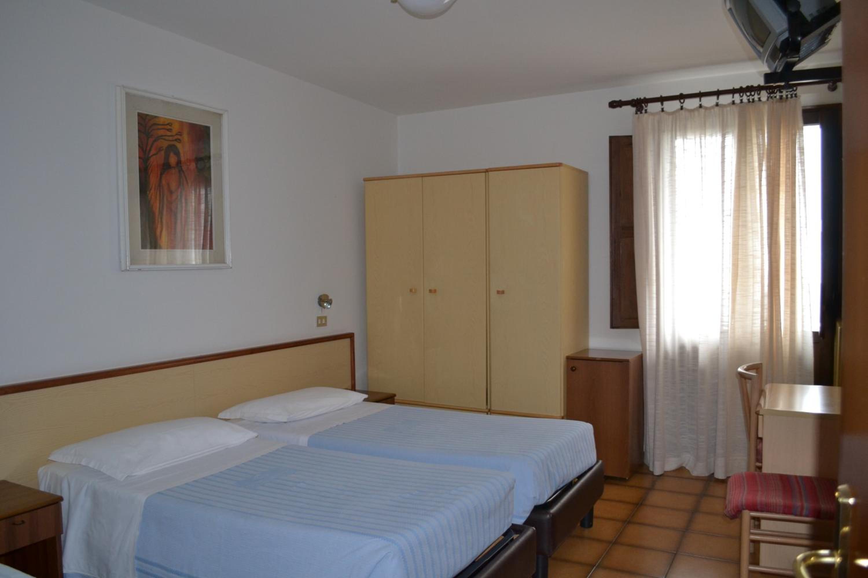 Superior Double or Twin Room with Mountain View photo 1