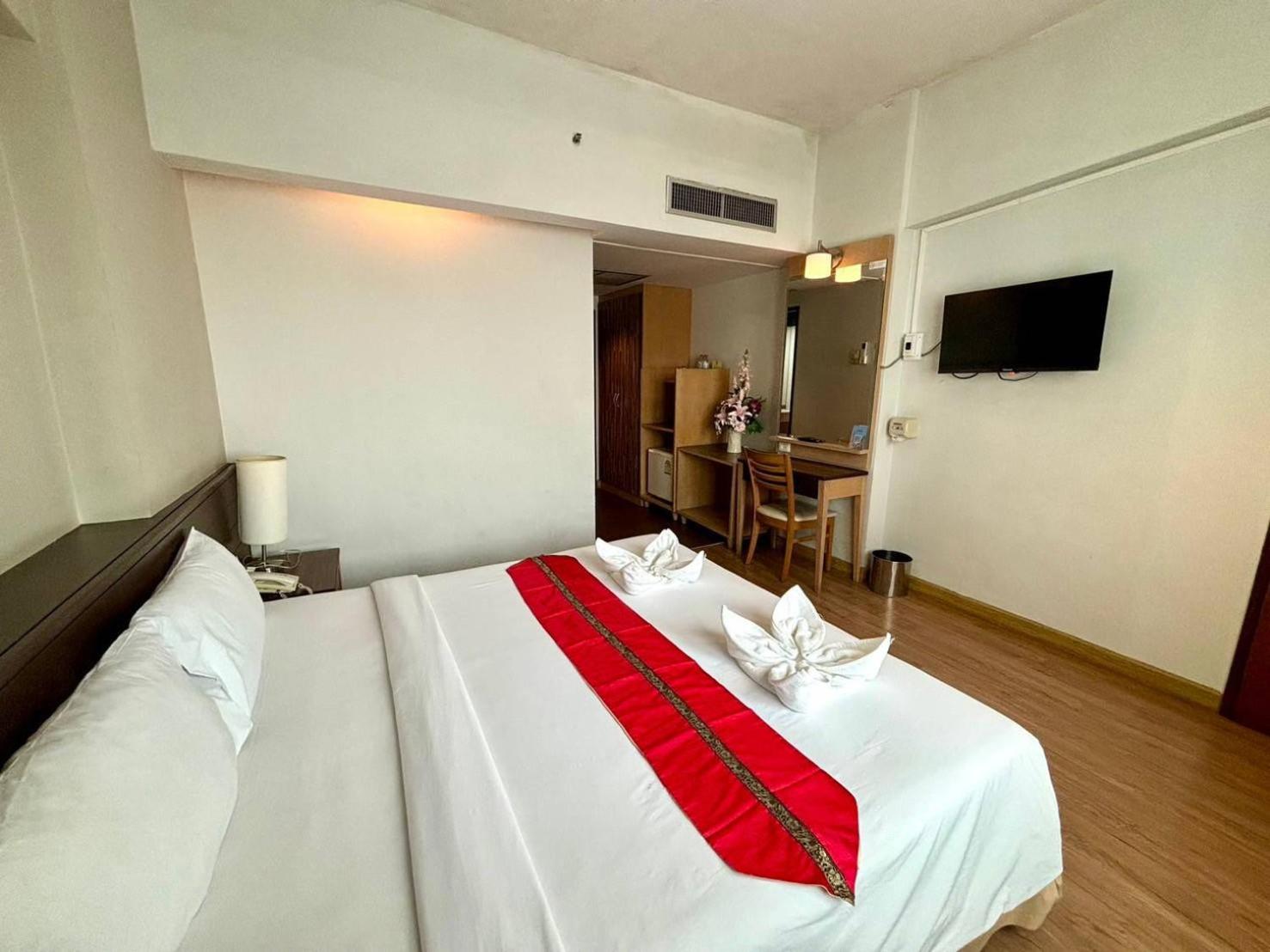 Superior Twin Room - Photo 32