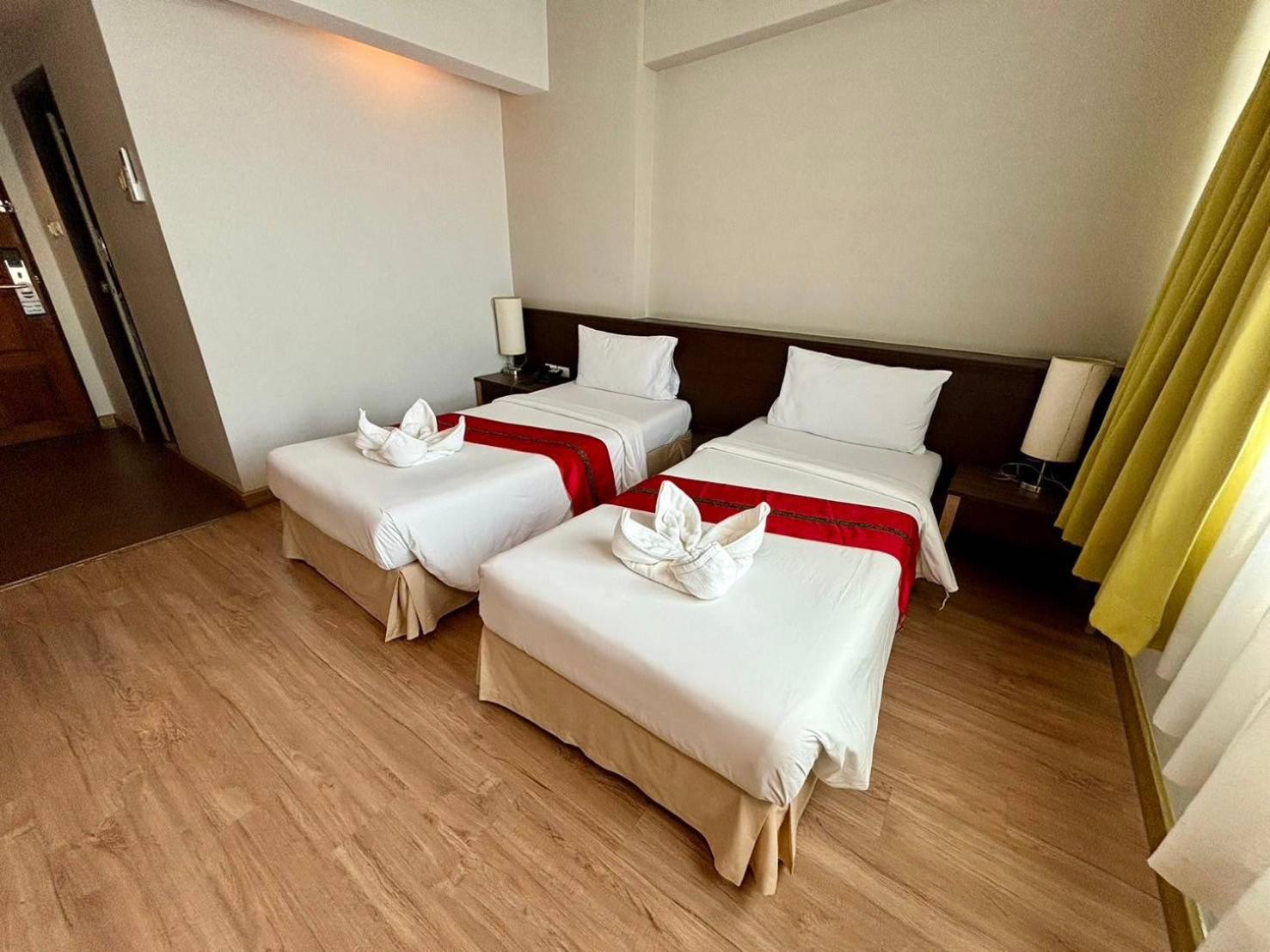 Superior Twin Room - Photo 12