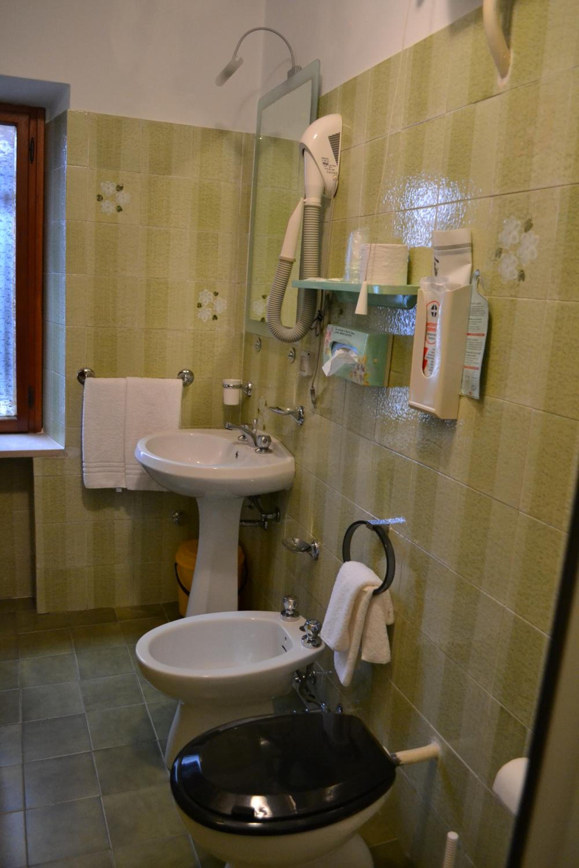 Standard Triple Room photo 2