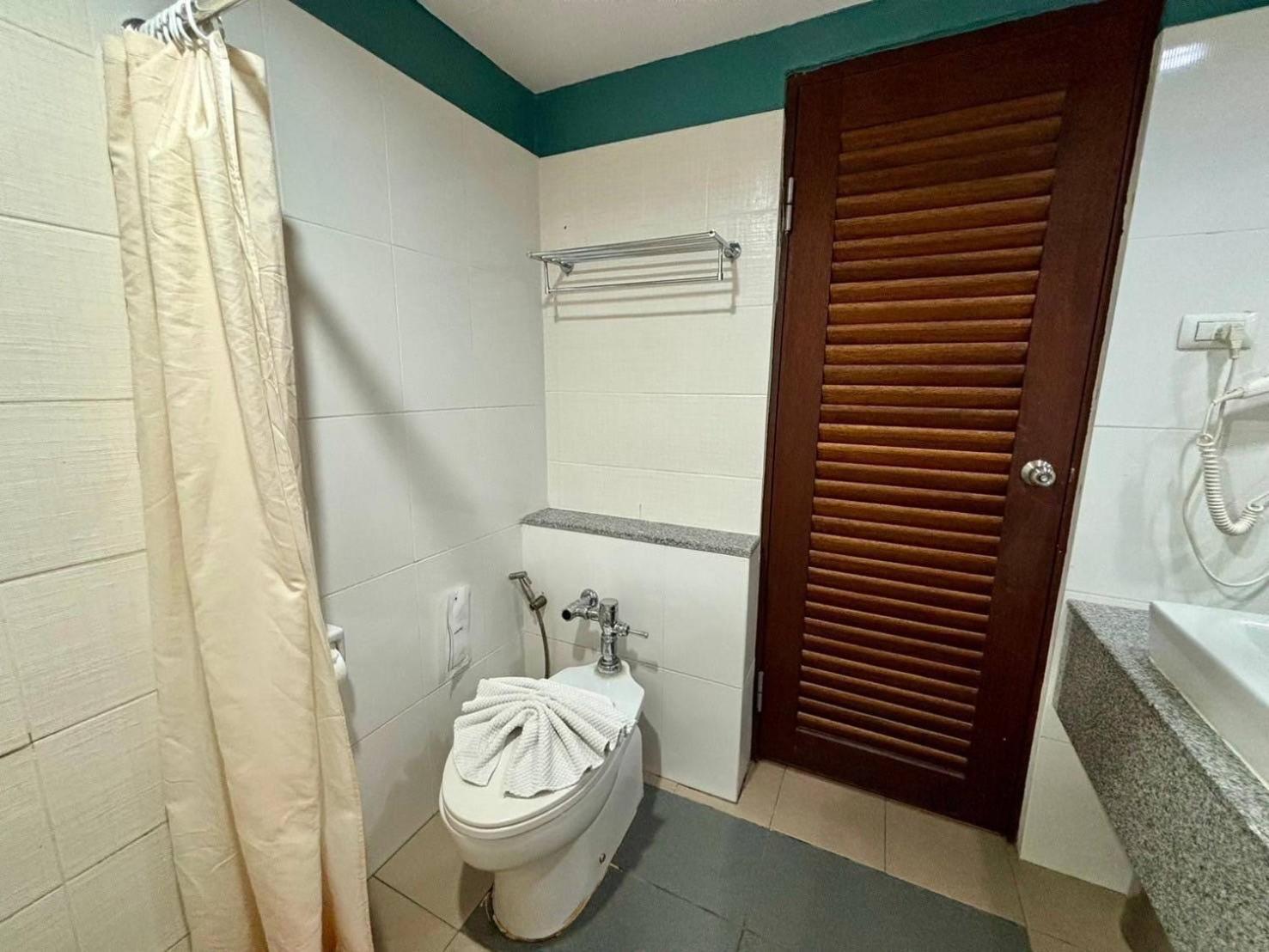 Superior Twin Room - Photo 4