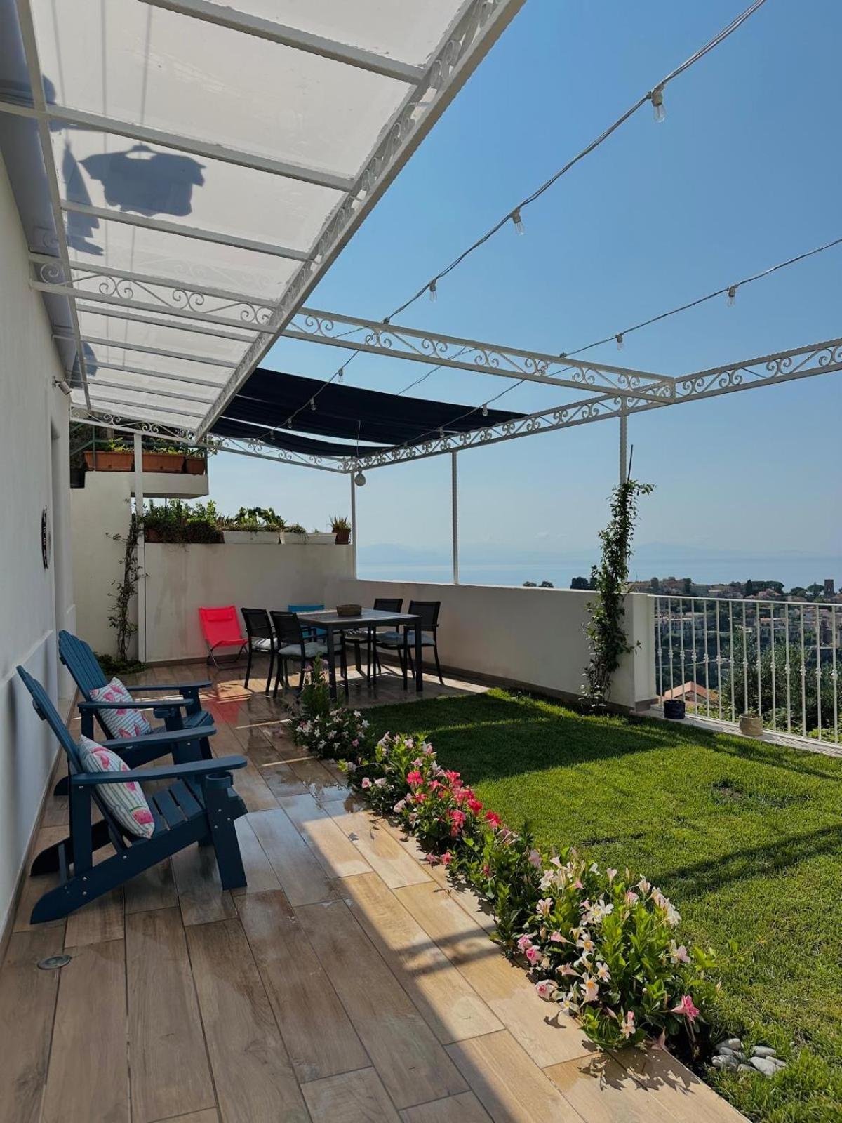 Apartment with Sea View - Photo 20