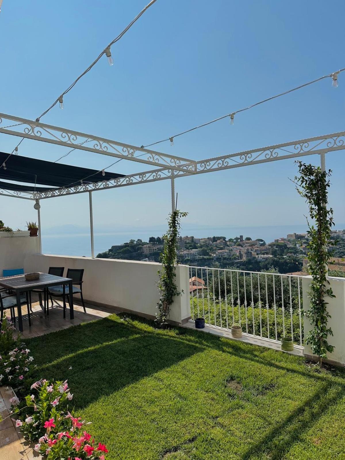 Apartment with Sea View - Photo 19