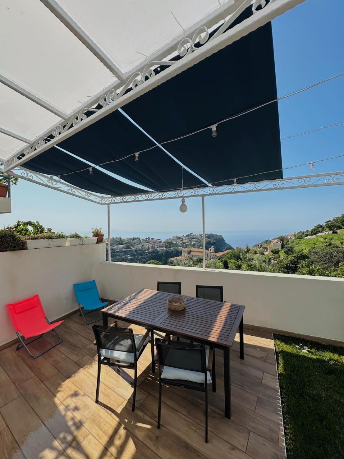 Apartment with Sea View - Photo 21
