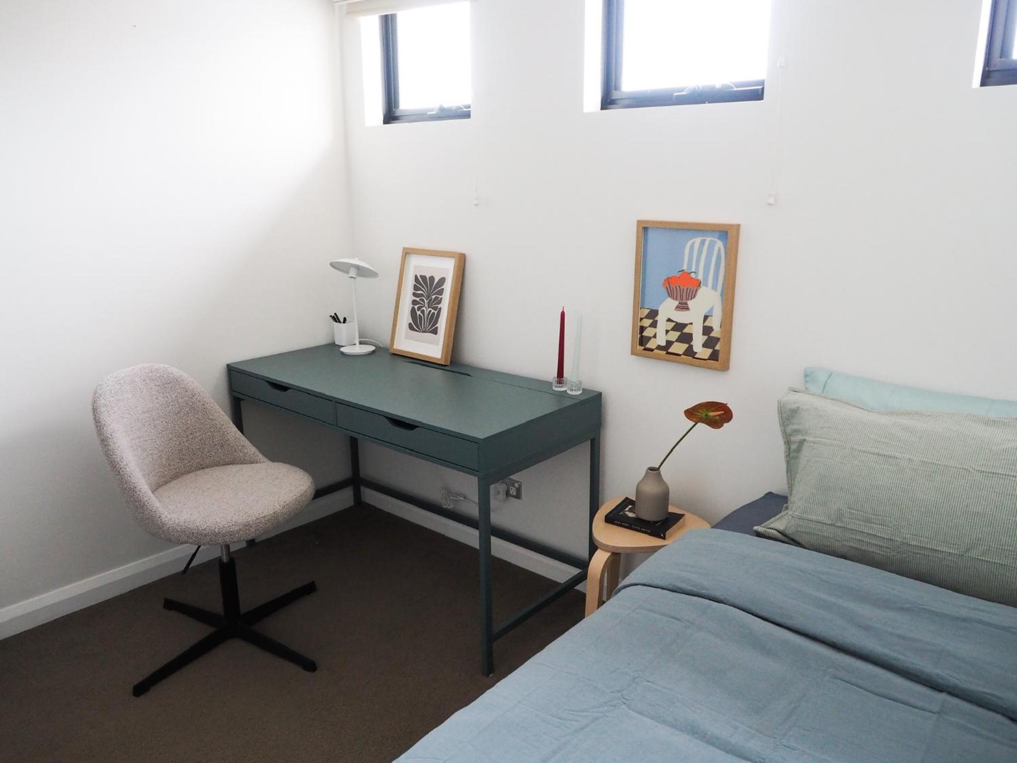 Three-Bedroom Apartment photo 2