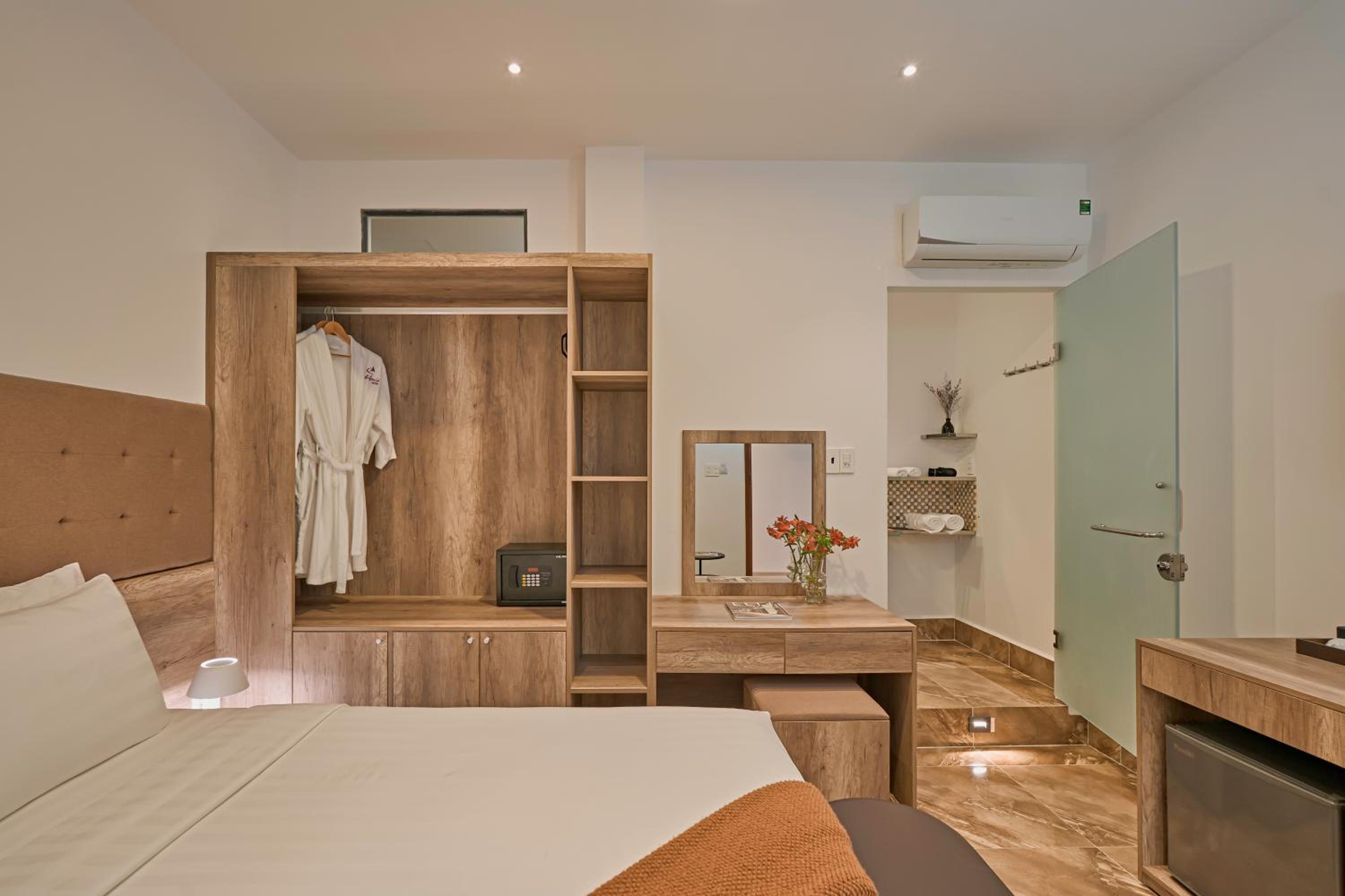 Deluxe Double Room photo 3