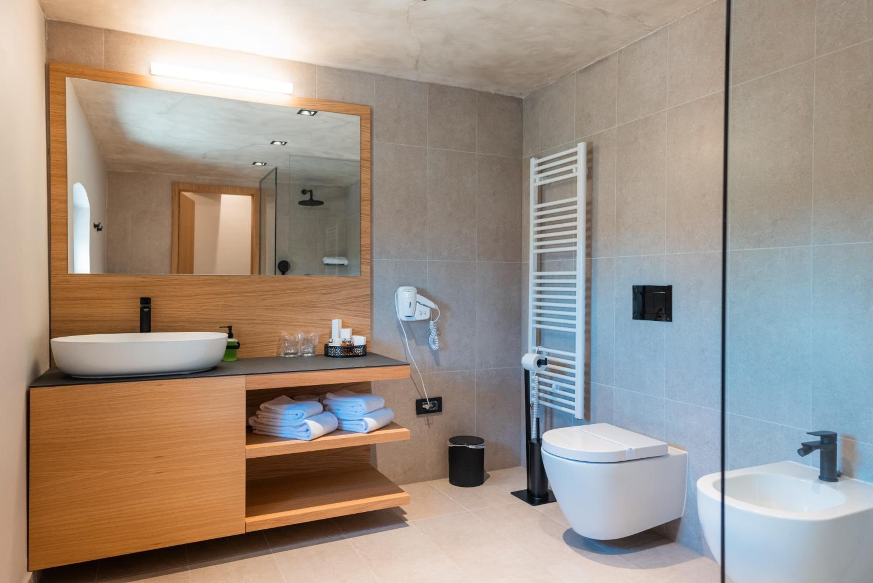 Single Room photo 3