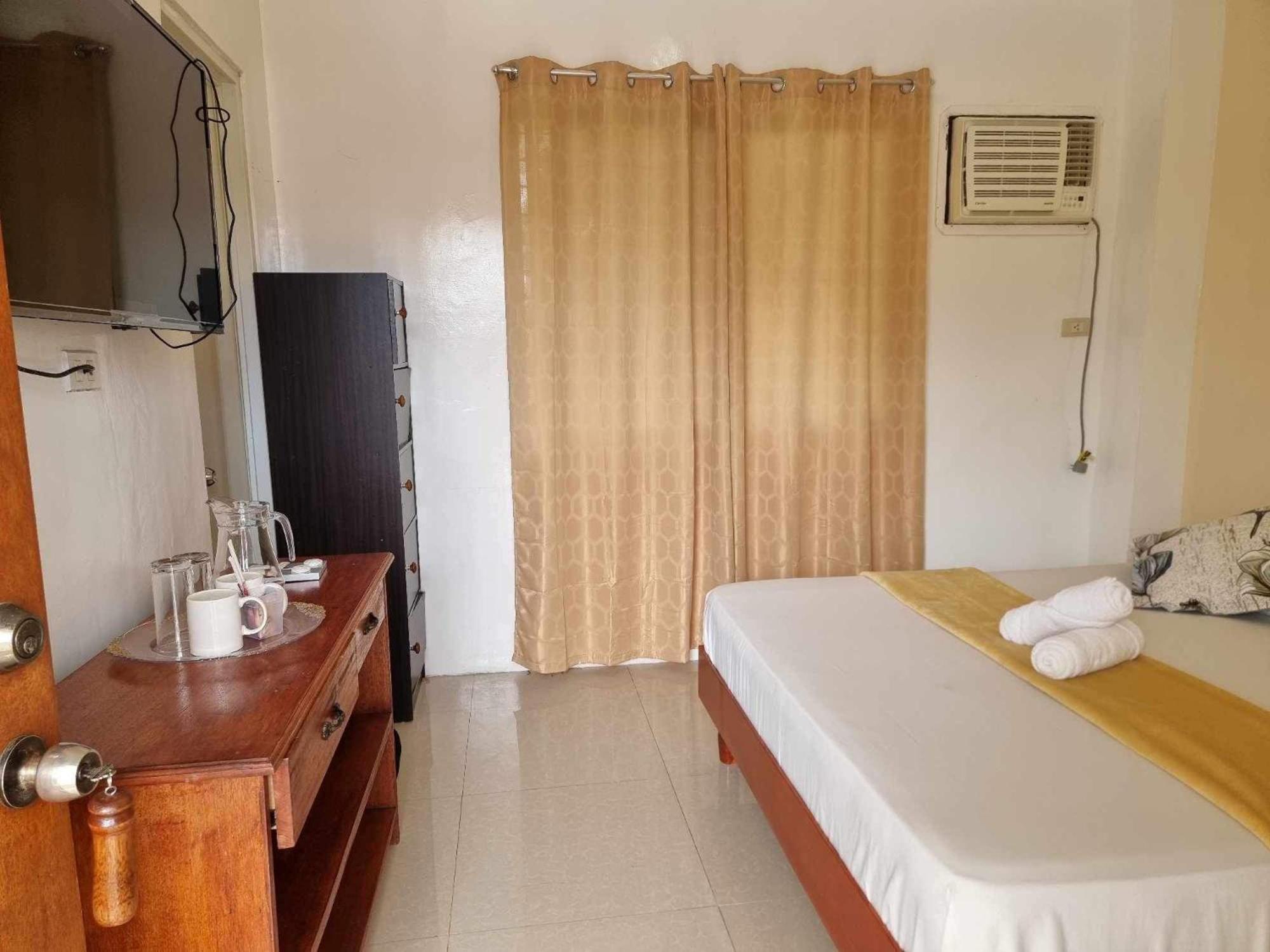 Double Room with Private Bathroom photo 3