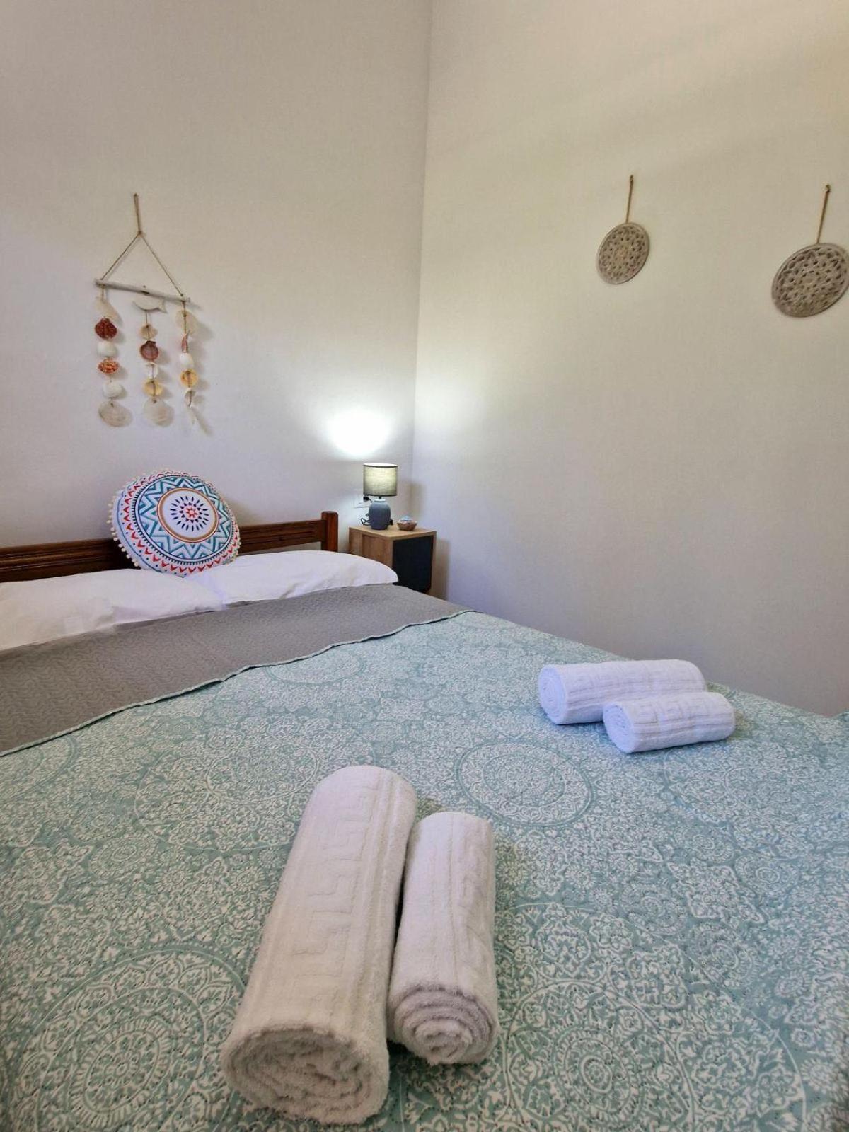Two-Bedroom Deluxe Apartment with Garden View photo 1