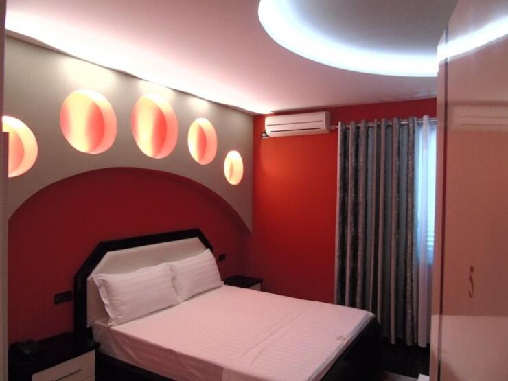 Double or Twin Room with Bathroom