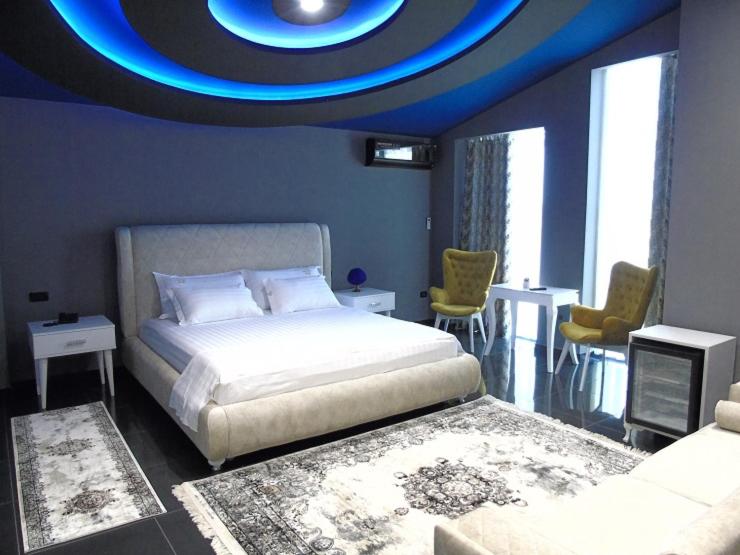 Basic Triple Room