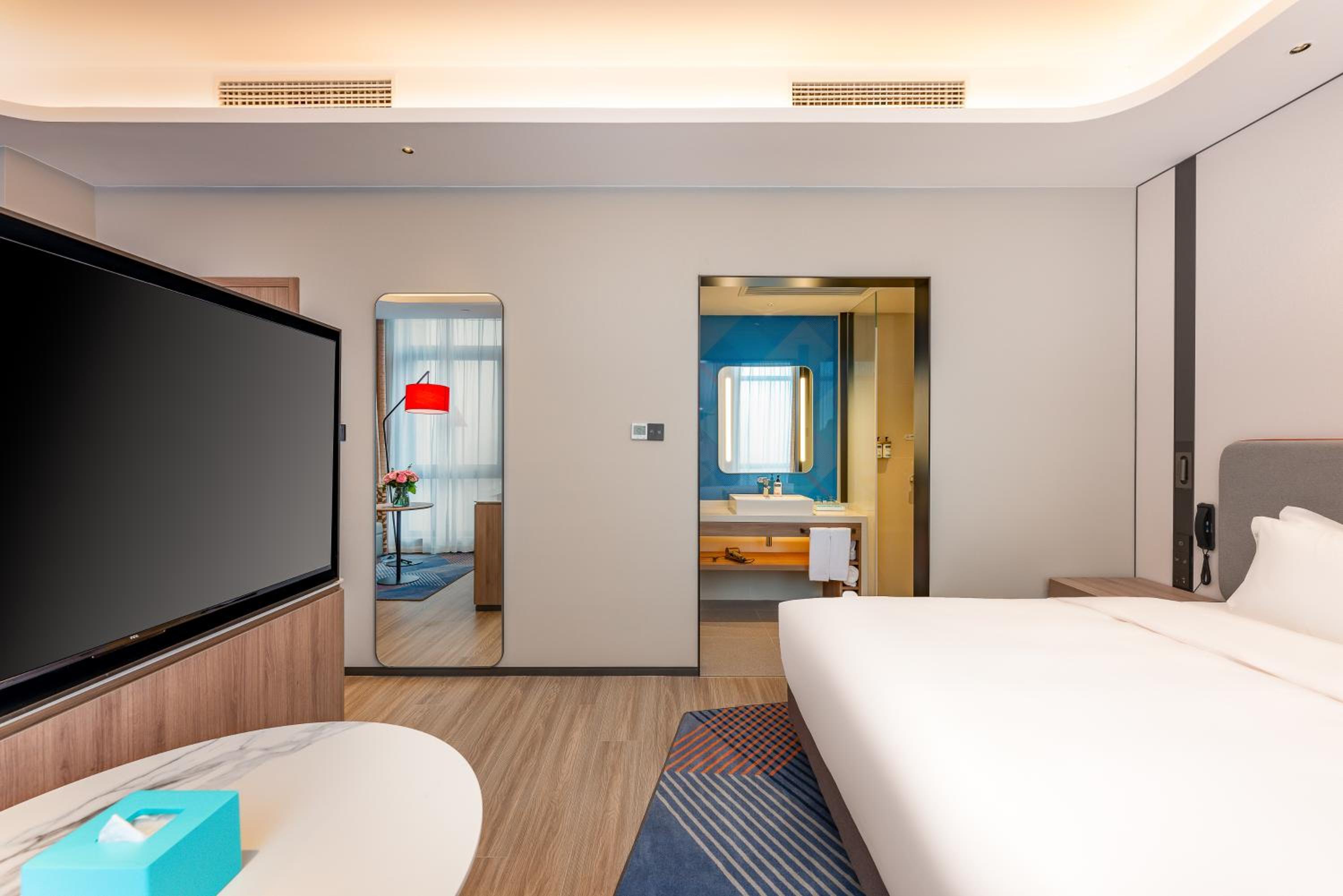 Standard King Room - High Floor