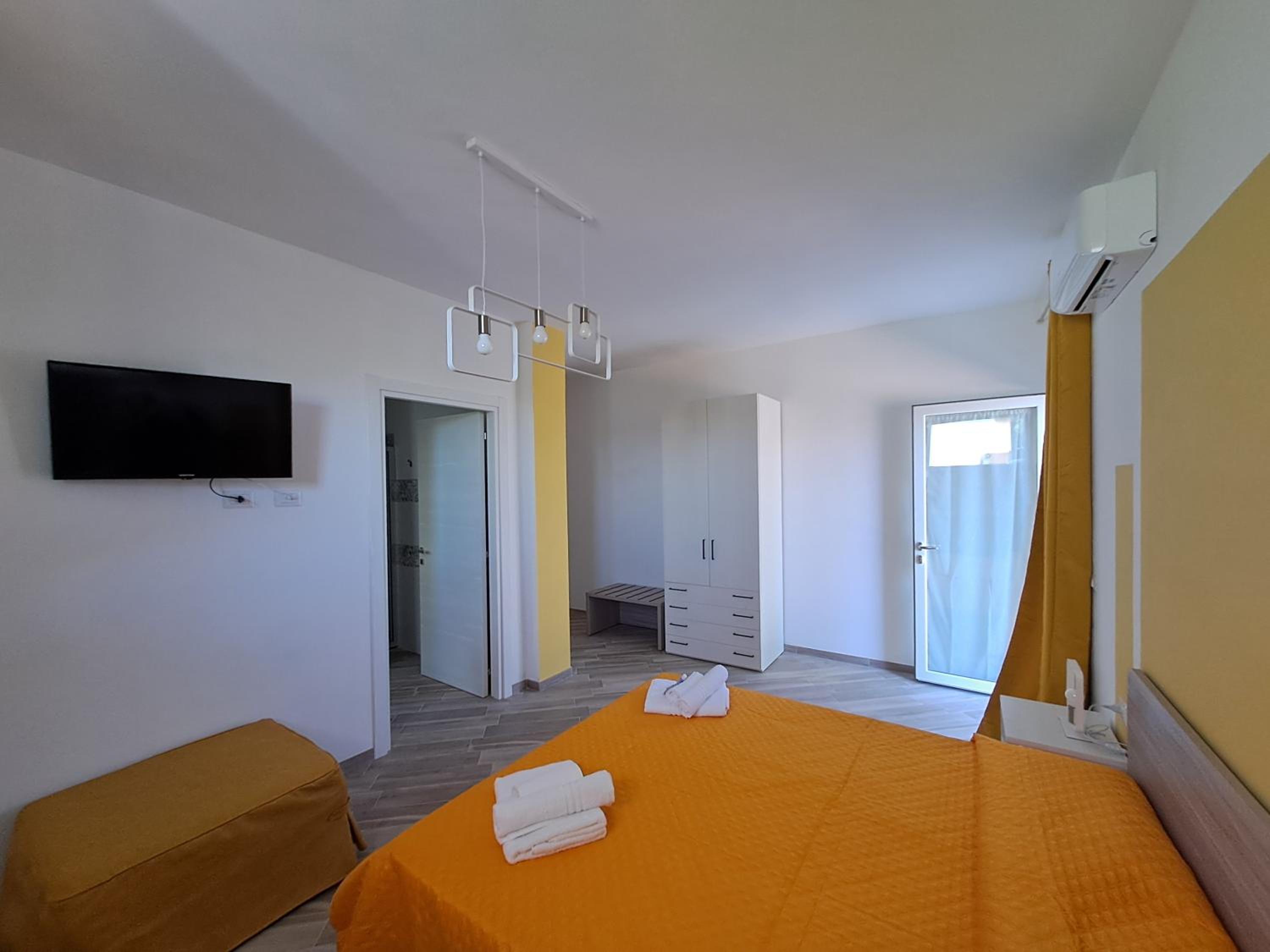 Double Room with Private Bathroom photo 3