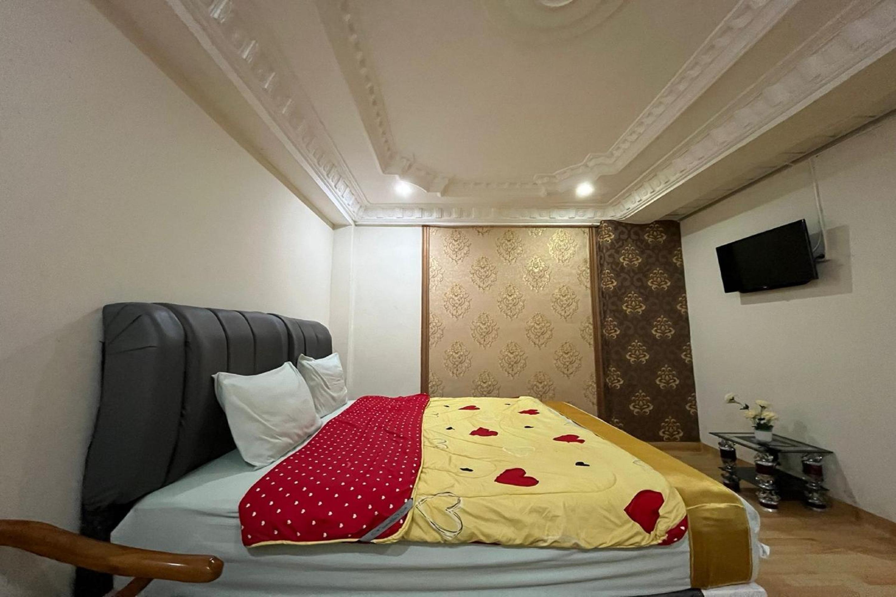 Deluxe Suite photo 1