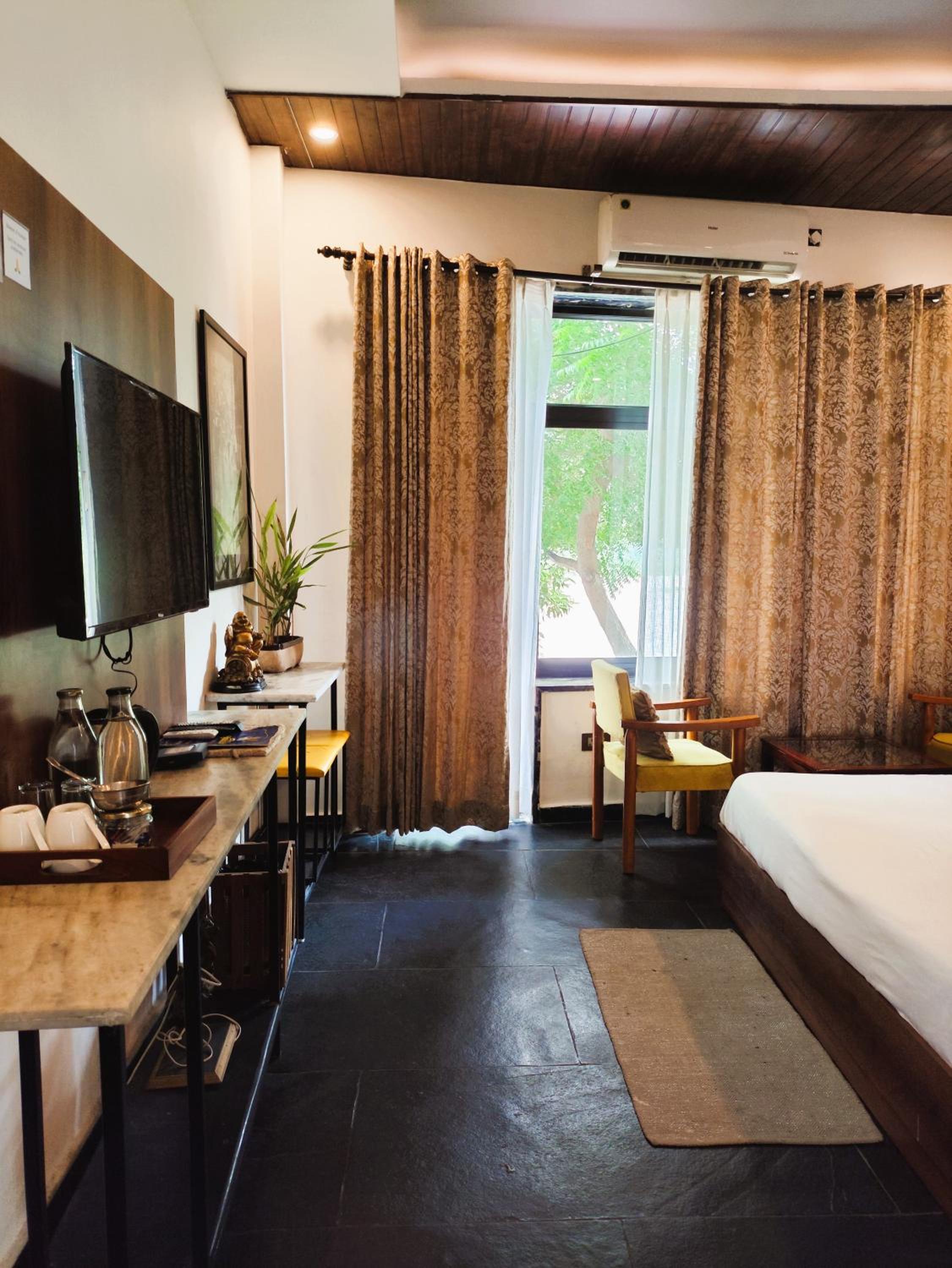 Superior King Room photo 1