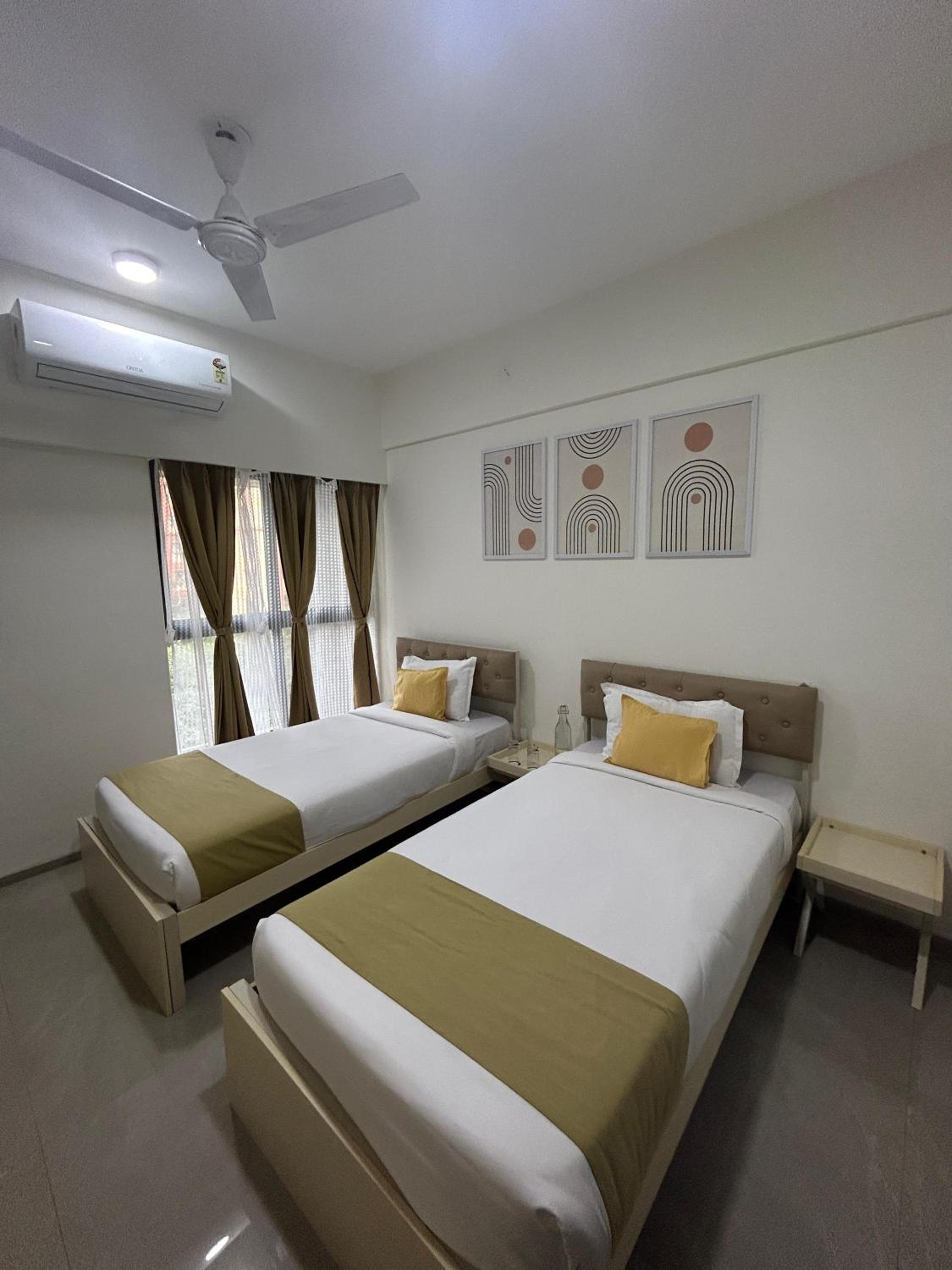 Twin Room with Bathroom