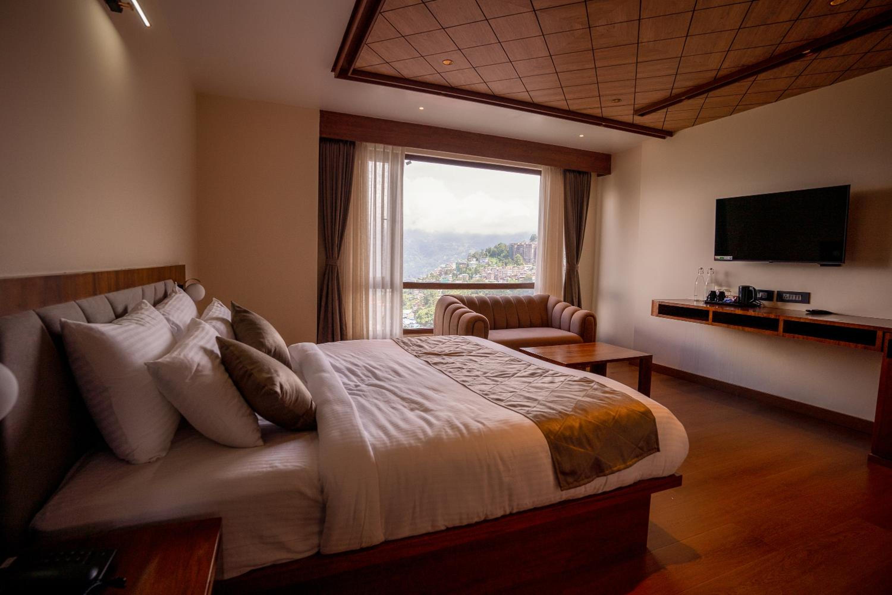 Superior Queen Room