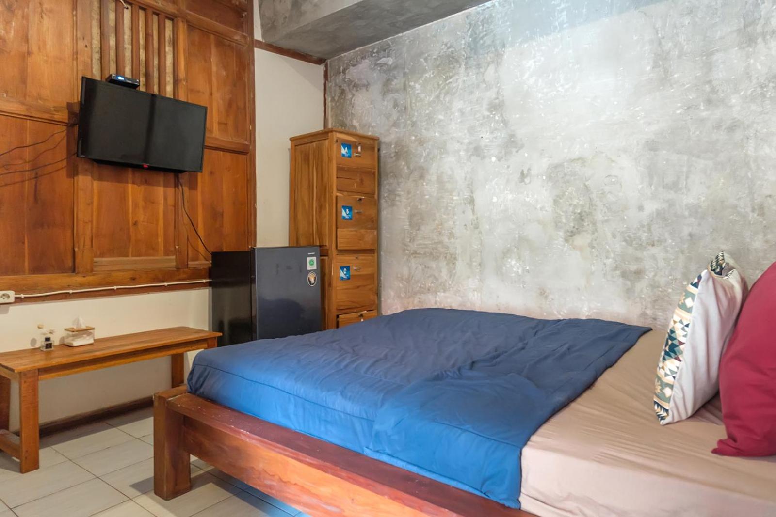 Budget Double Room - Photo 4