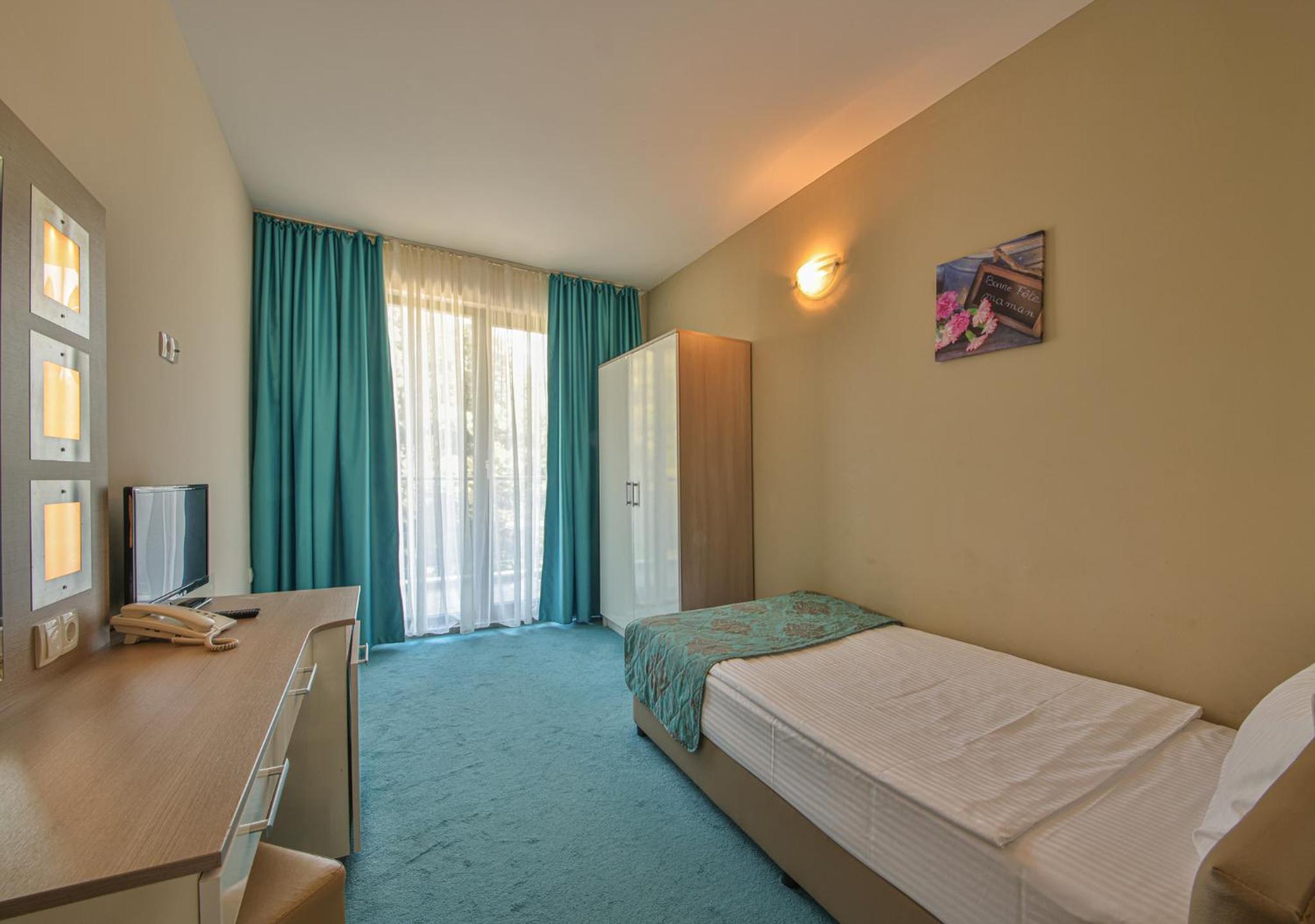 Single Room photo 2