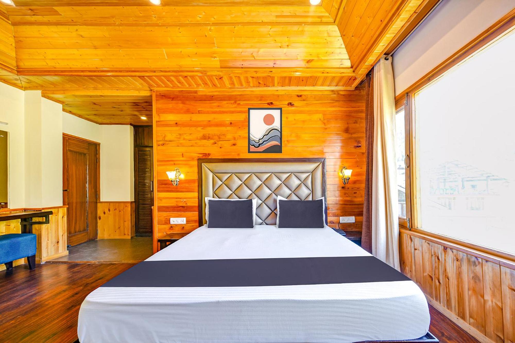 Deluxe Double Room photo 3