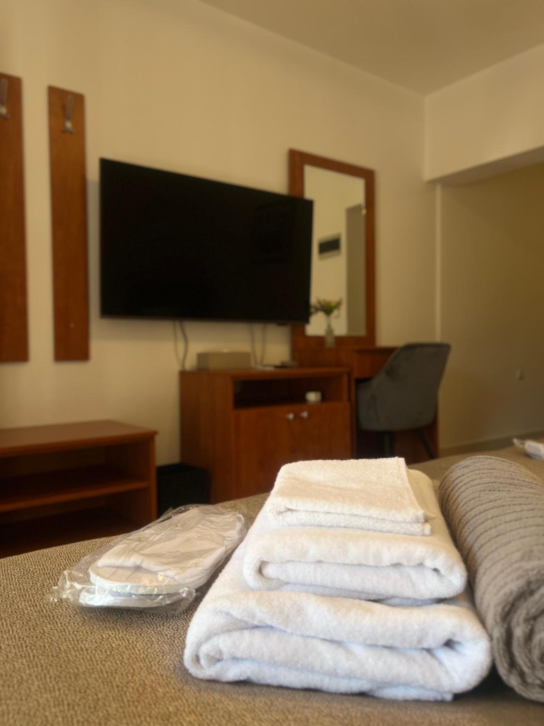 Deluxe Double Room with Extra Bed
