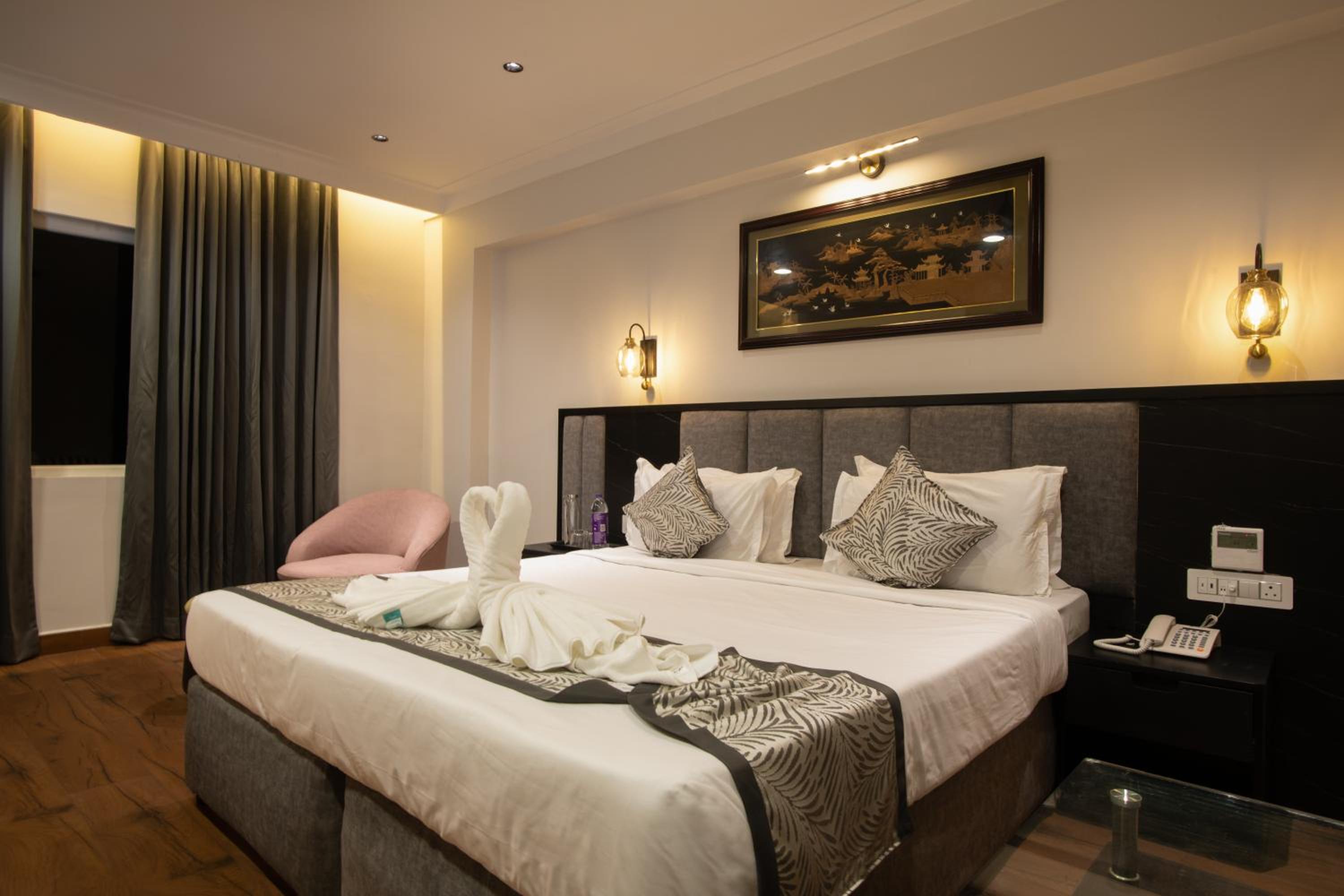 Superior King Room - Photo 1