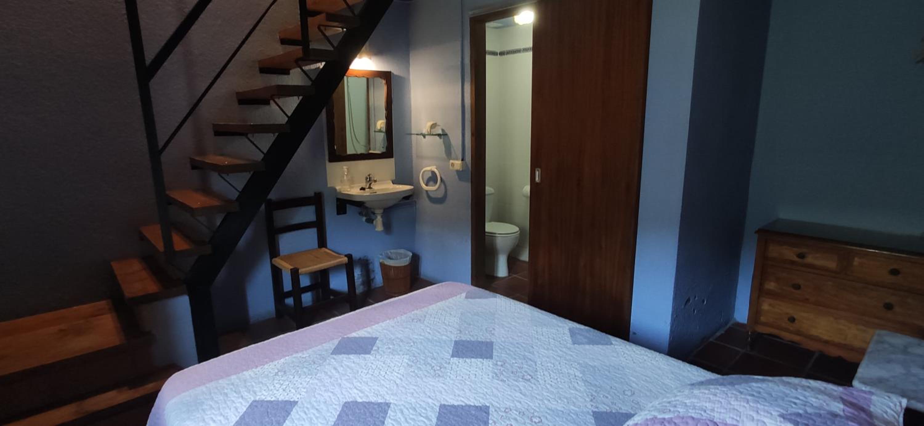 Habitación Cuádruple con Baño Privado