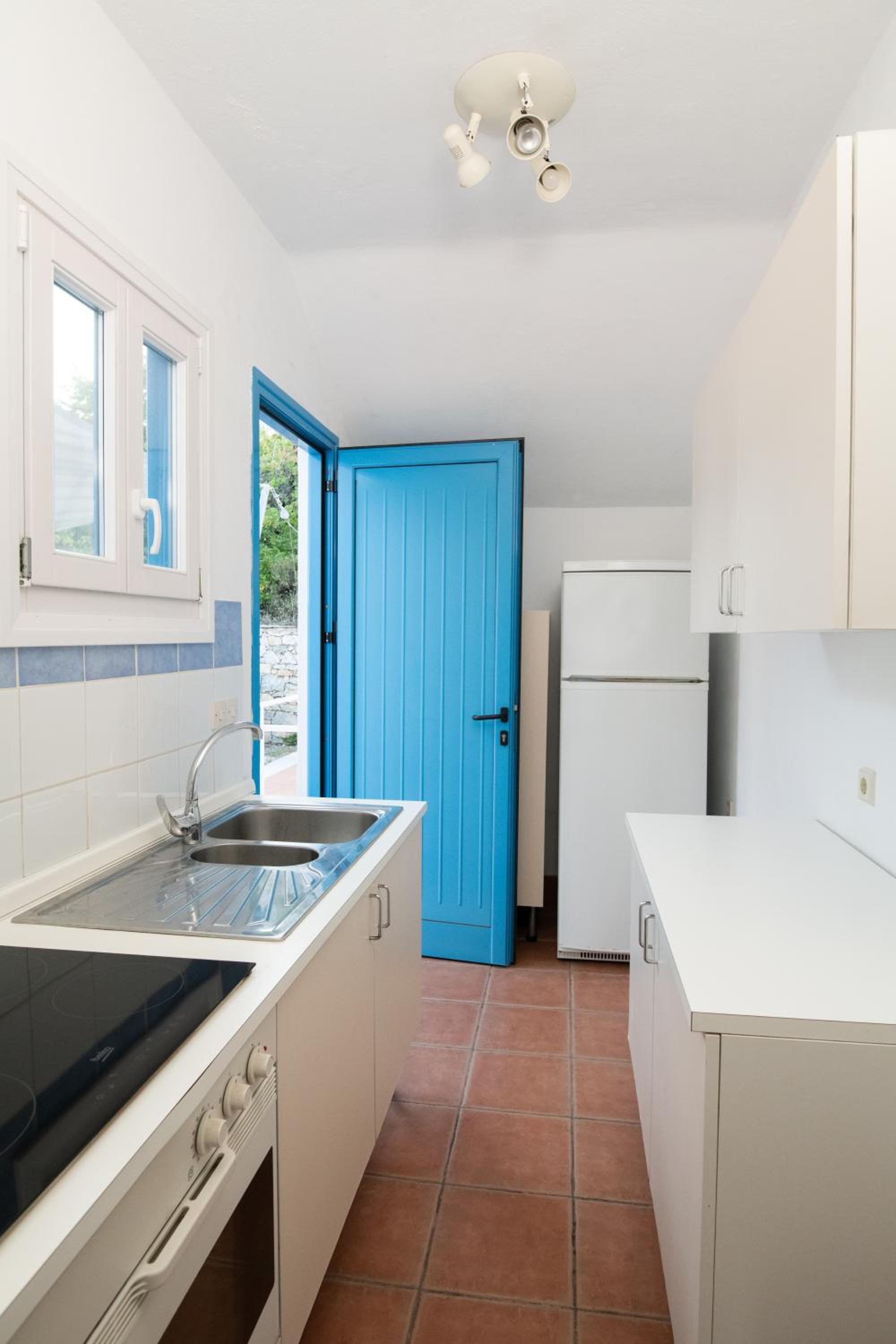 Two-Bedroom House photo 2