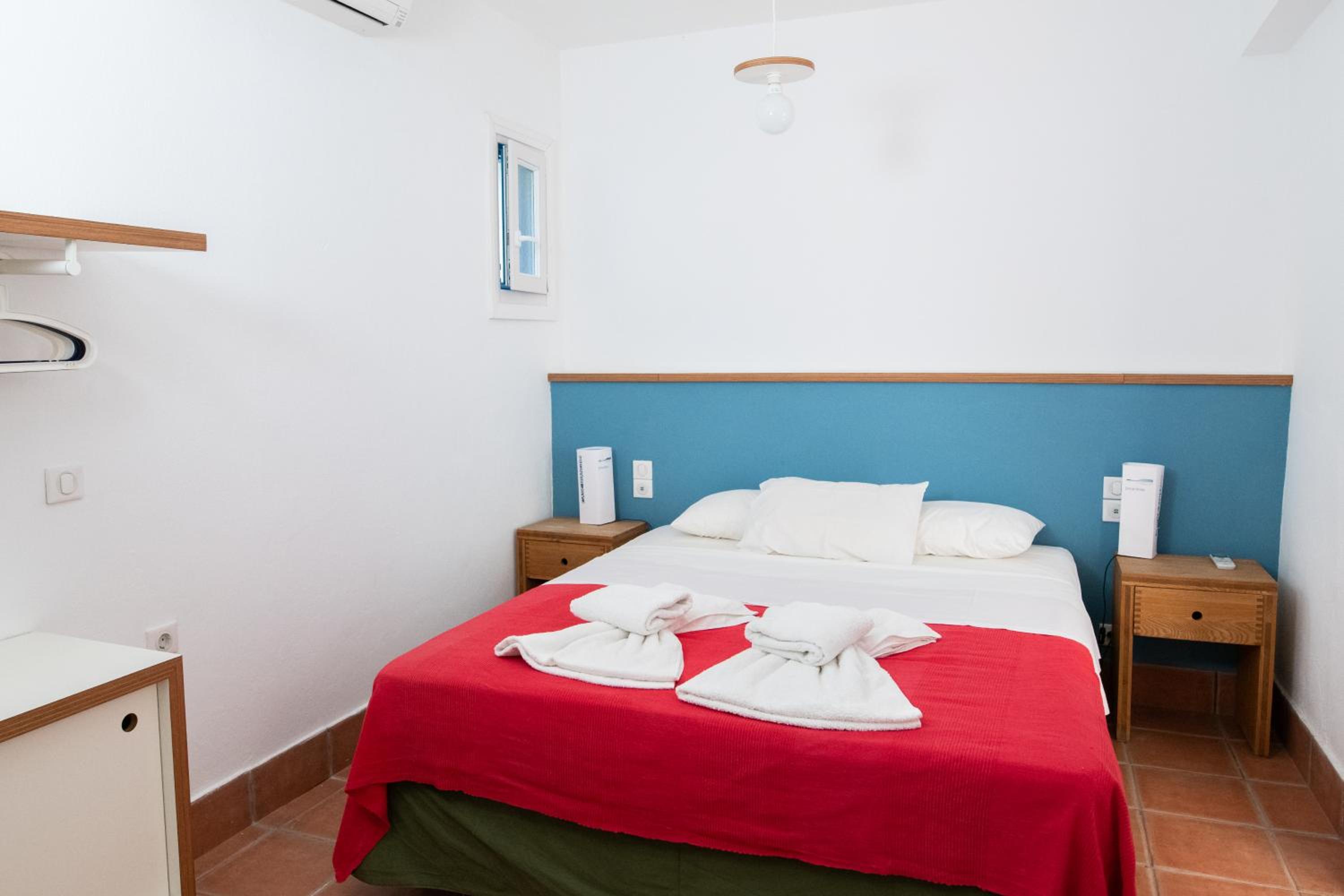 One-Bedroom House photo 1