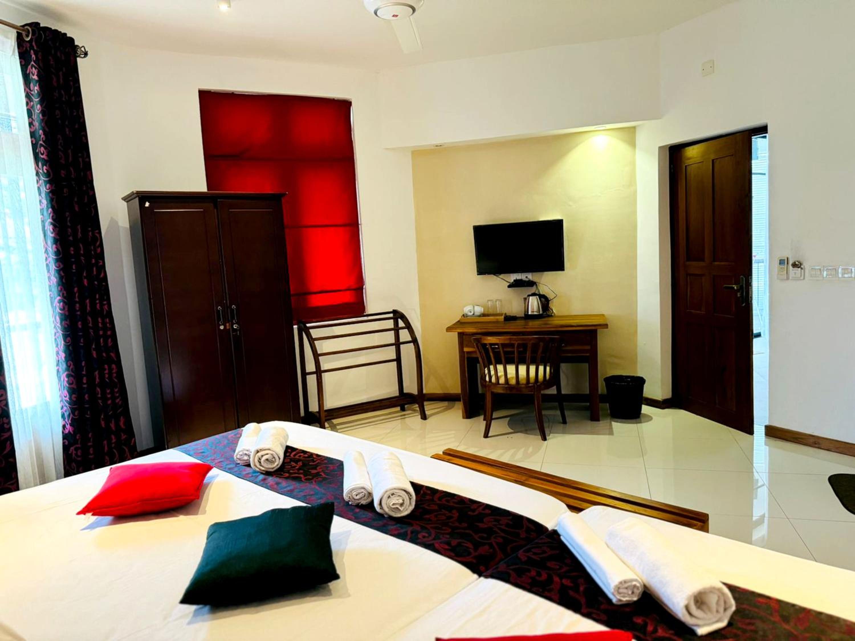 Deluxe Double Room photo 3