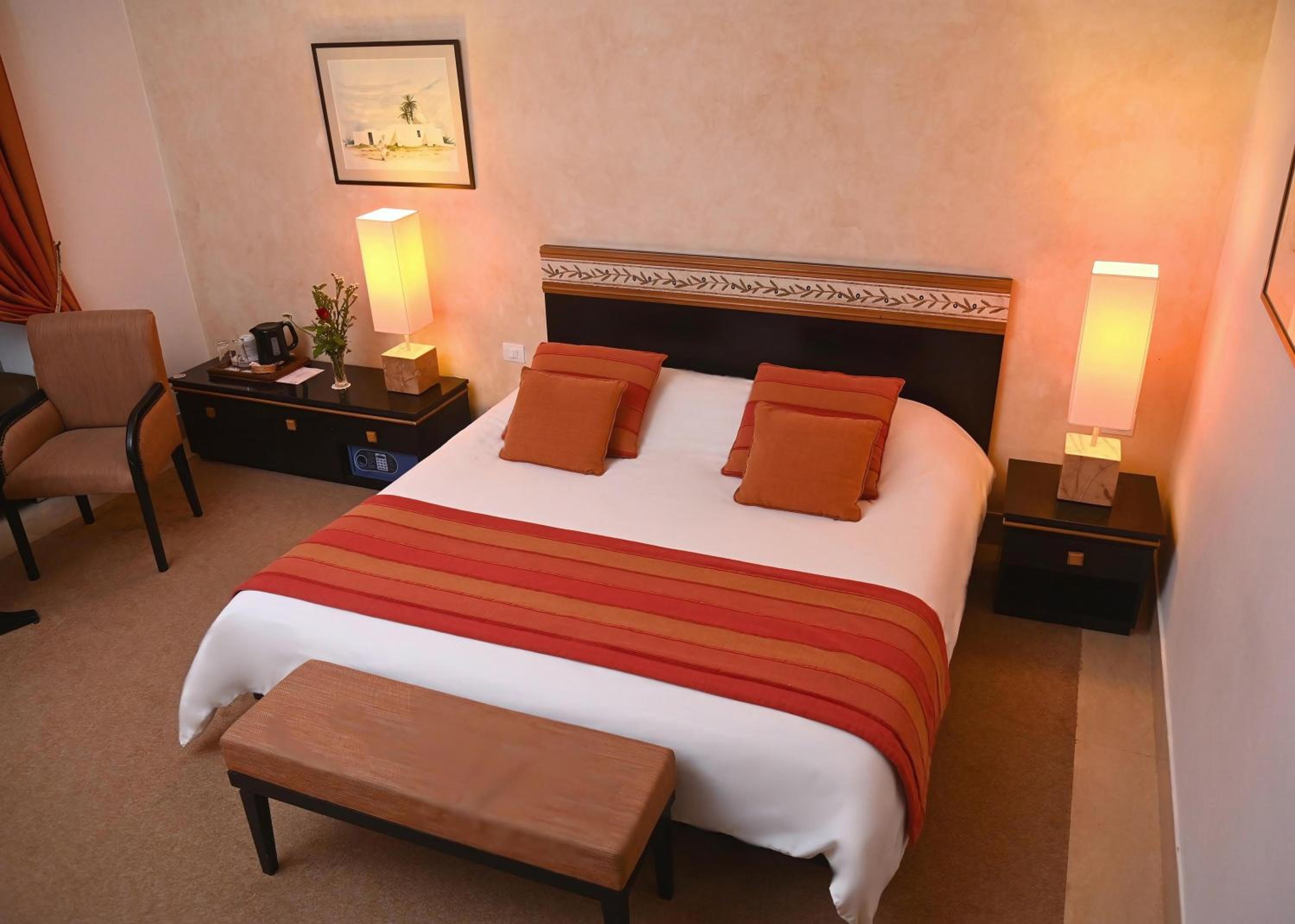 Deluxe Double Room photo 3