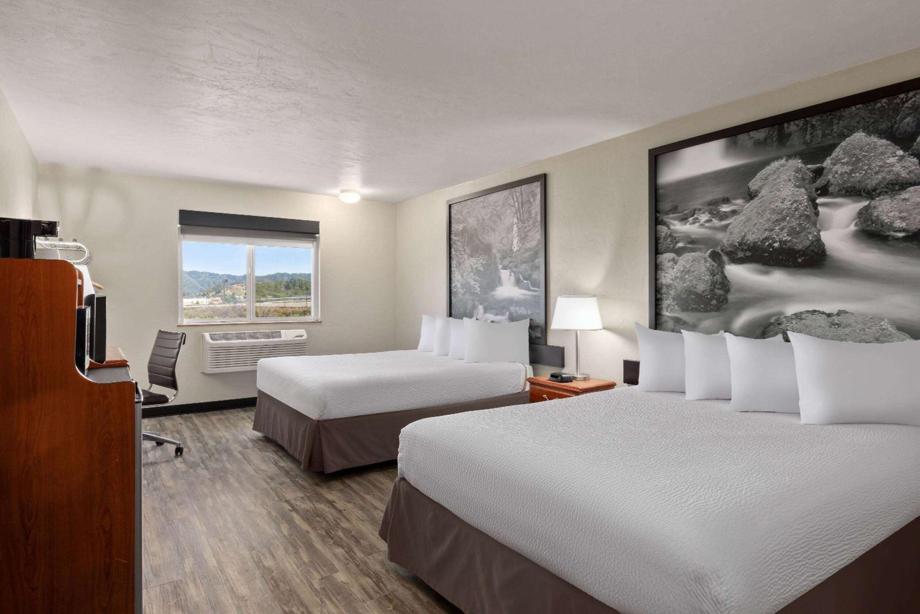 Queen Room with Two Queen Beds -Disability Access - Non-Smoking photo 1