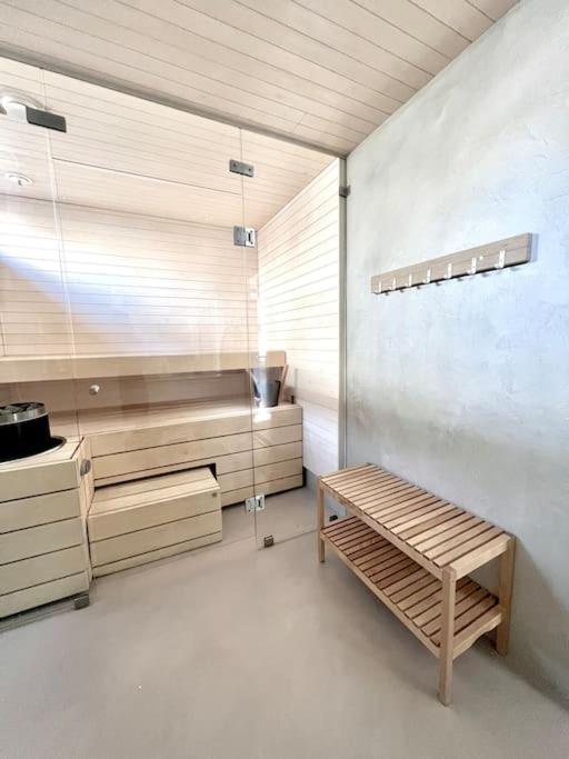 Villa photo 2